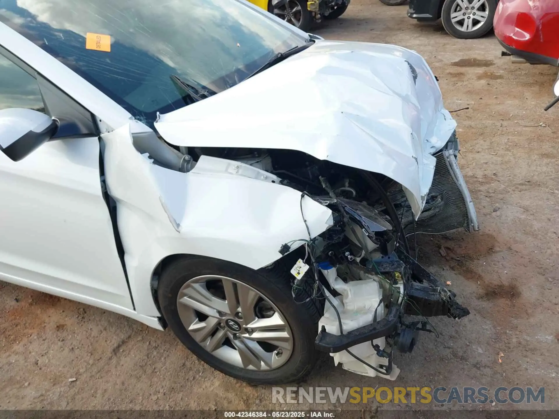 6 Photograph of a damaged car 5NPD84LF0LH515492 HYUNDAI ELANTRA 2020