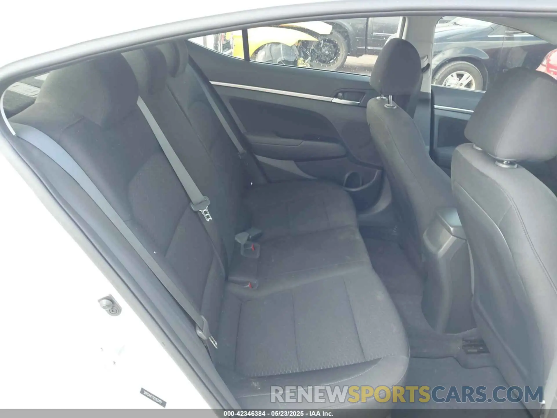 8 Photograph of a damaged car 5NPD84LF0LH515492 HYUNDAI ELANTRA 2020