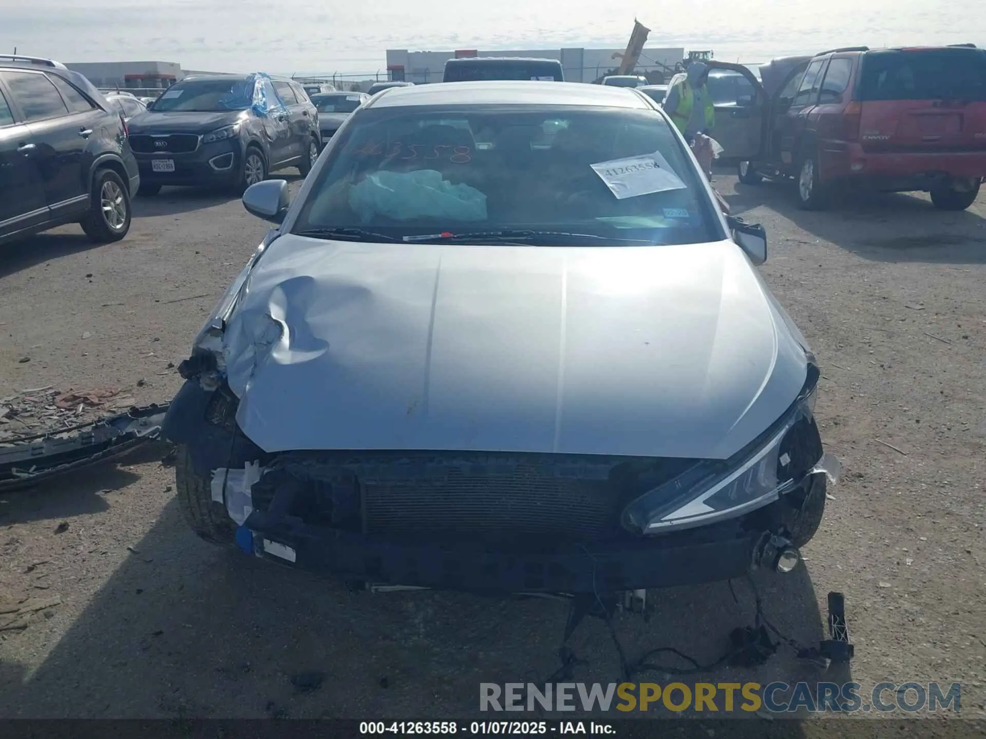 12 Photograph of a damaged car 5NPD84LF0LH527528 HYUNDAI ELANTRA 2020