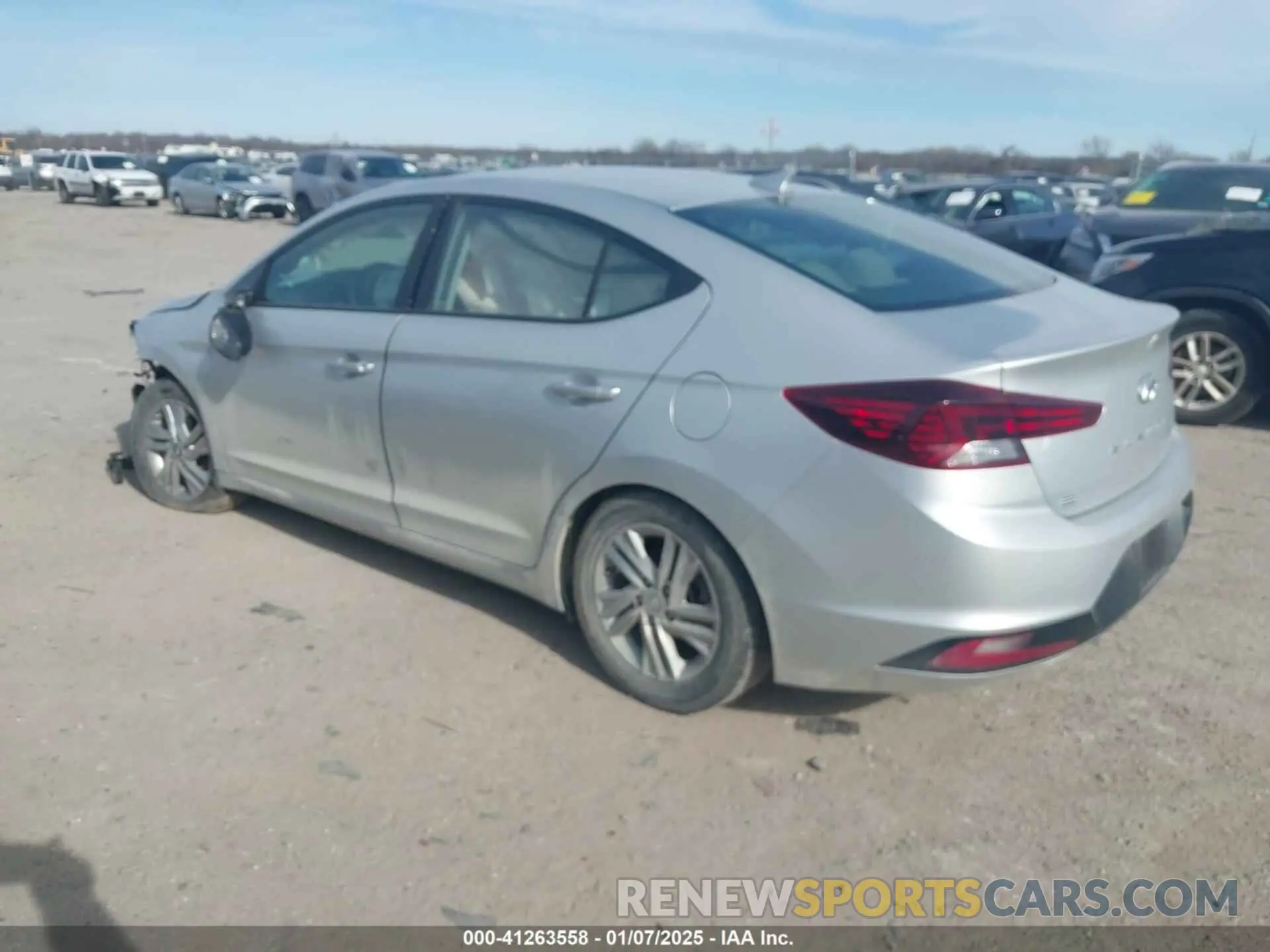 3 Photograph of a damaged car 5NPD84LF0LH527528 HYUNDAI ELANTRA 2020
