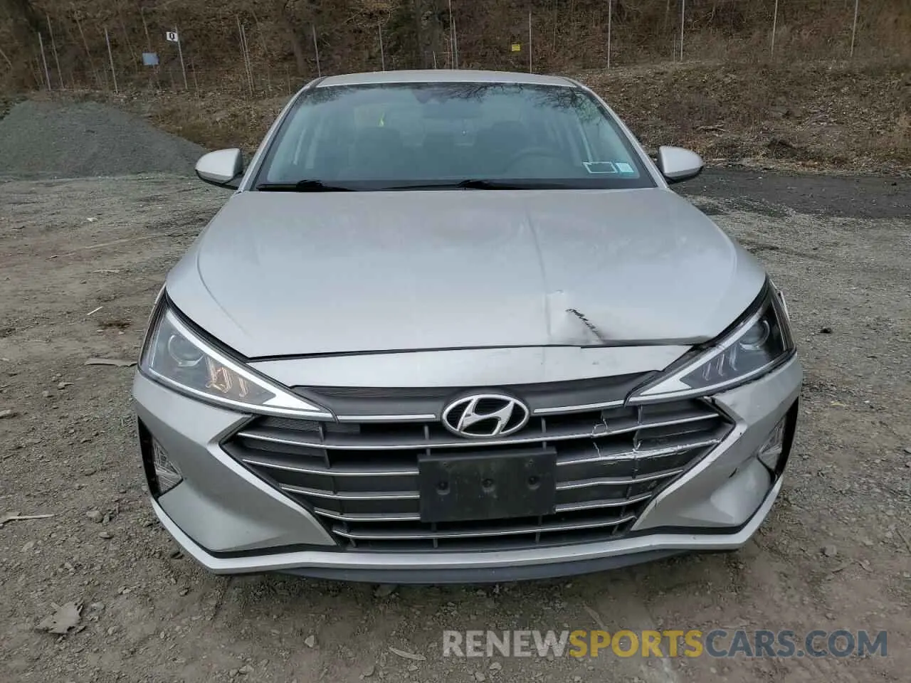 5 Photograph of a damaged car 5NPD84LF0LH530607 HYUNDAI ELANTRA 2020