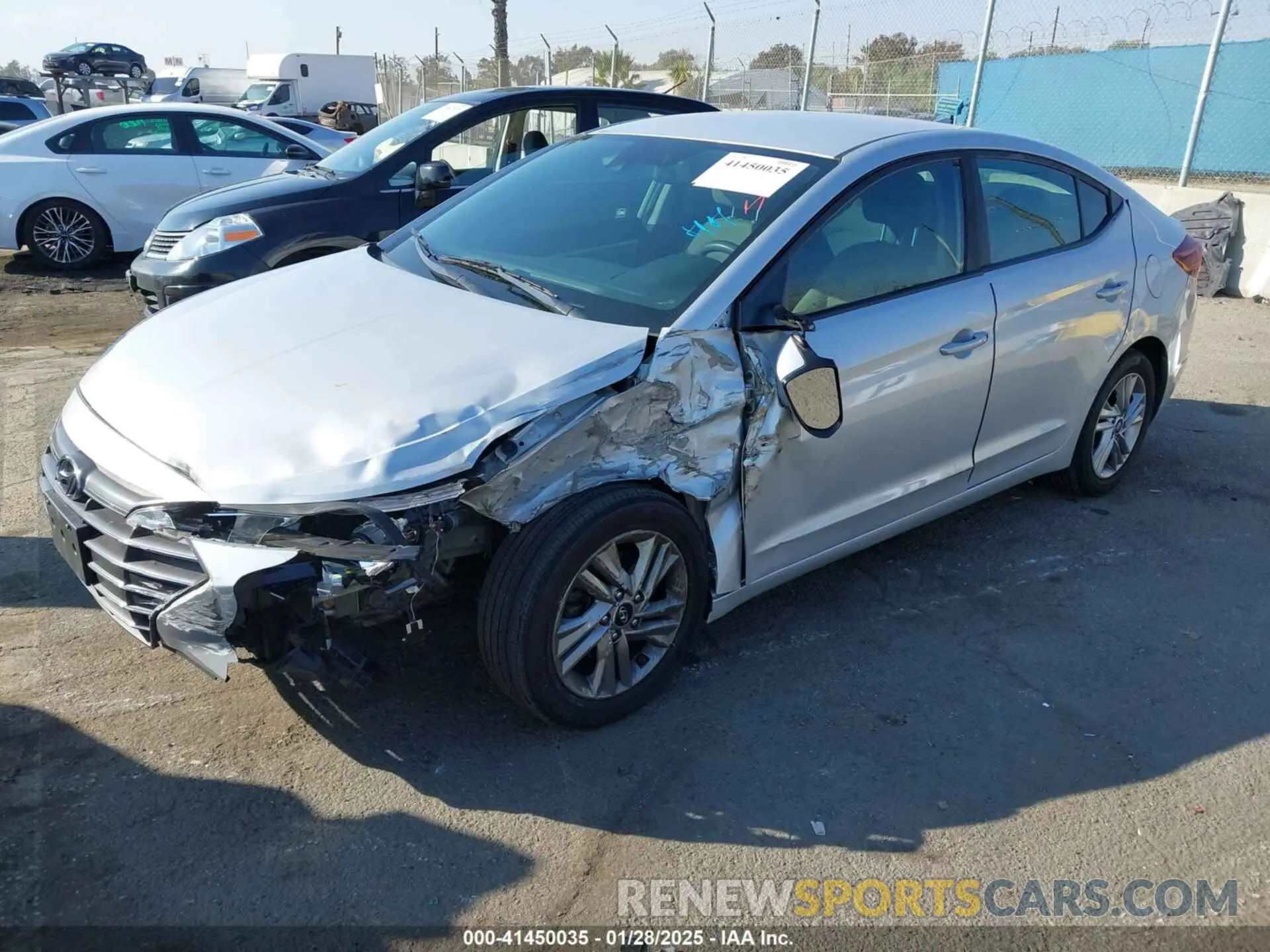 2 Photograph of a damaged car 5NPD84LF0LH532695 HYUNDAI ELANTRA 2020