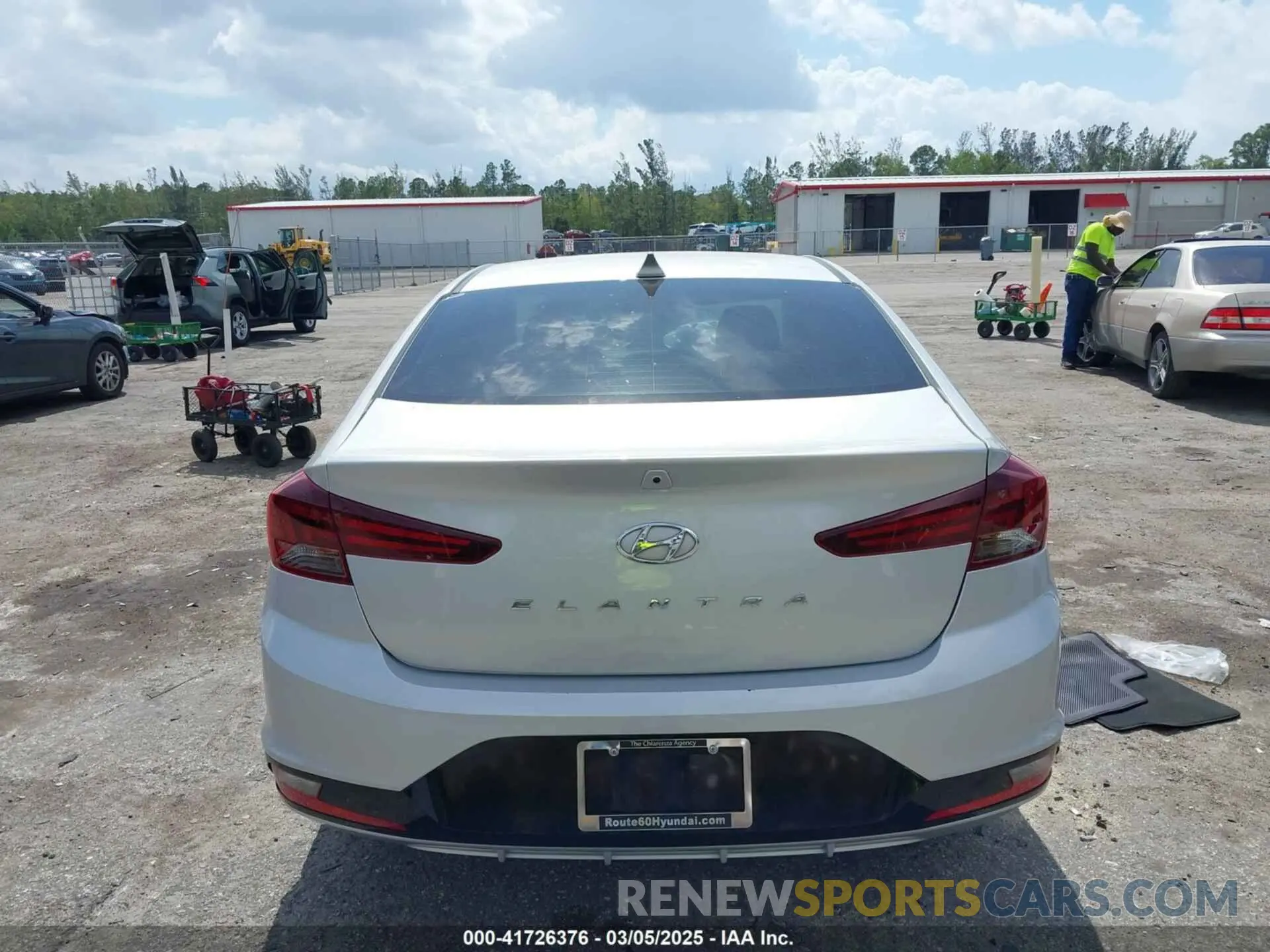 16 Photograph of a damaged car 5NPD84LF0LH540649 HYUNDAI ELANTRA 2020
