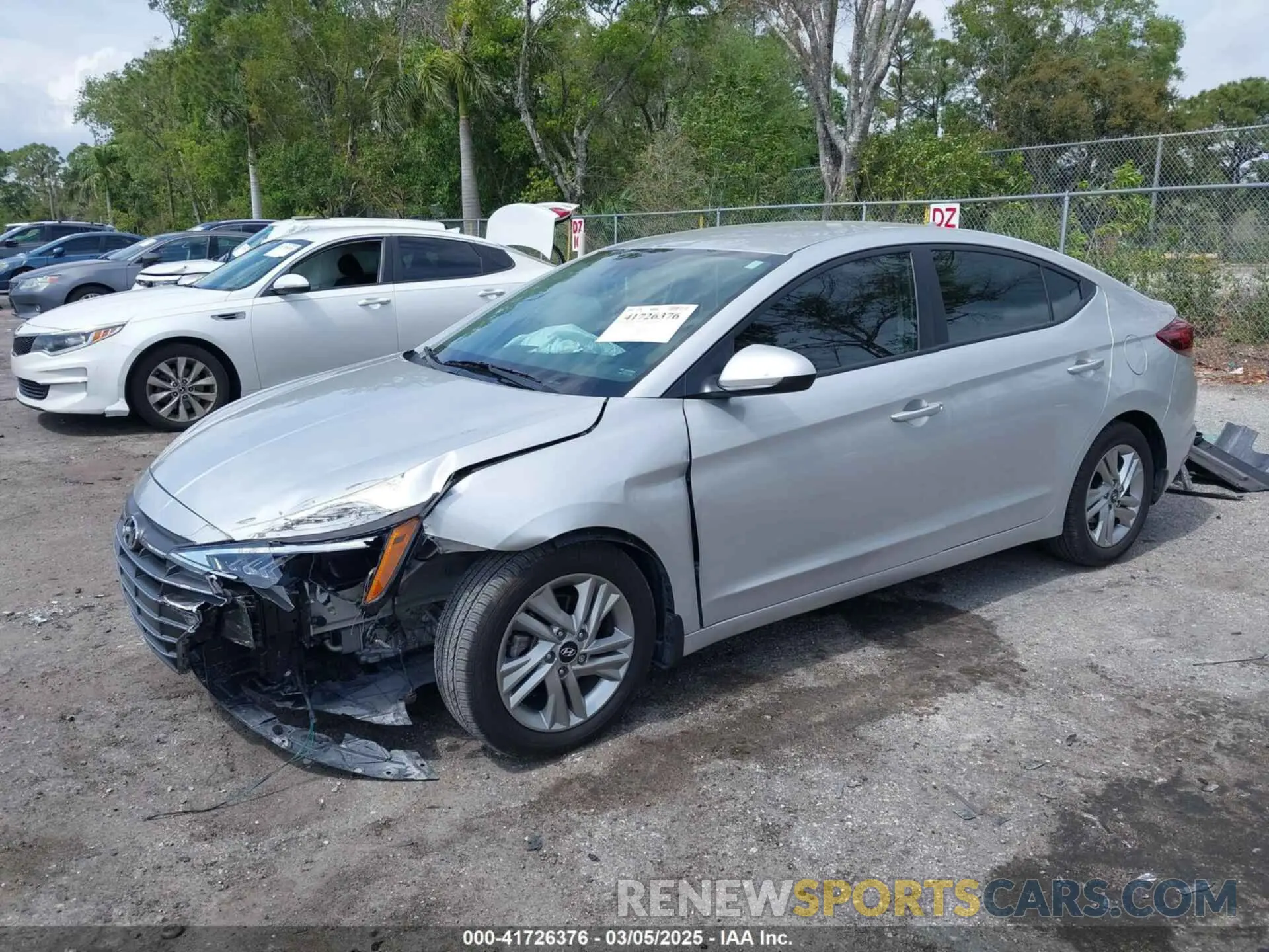 2 Photograph of a damaged car 5NPD84LF0LH540649 HYUNDAI ELANTRA 2020