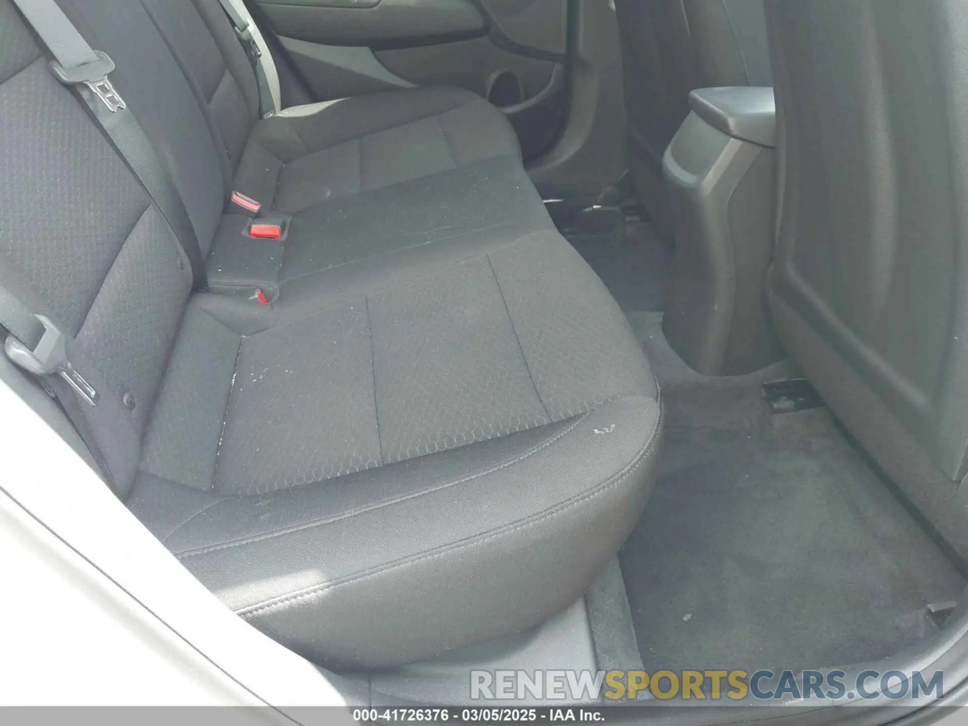8 Photograph of a damaged car 5NPD84LF0LH540649 HYUNDAI ELANTRA 2020