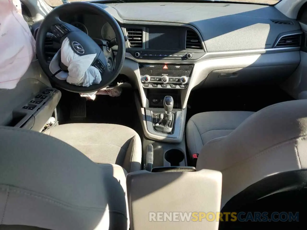 8 Photograph of a damaged car 5NPD84LF0LH541672 HYUNDAI ELANTRA 2020