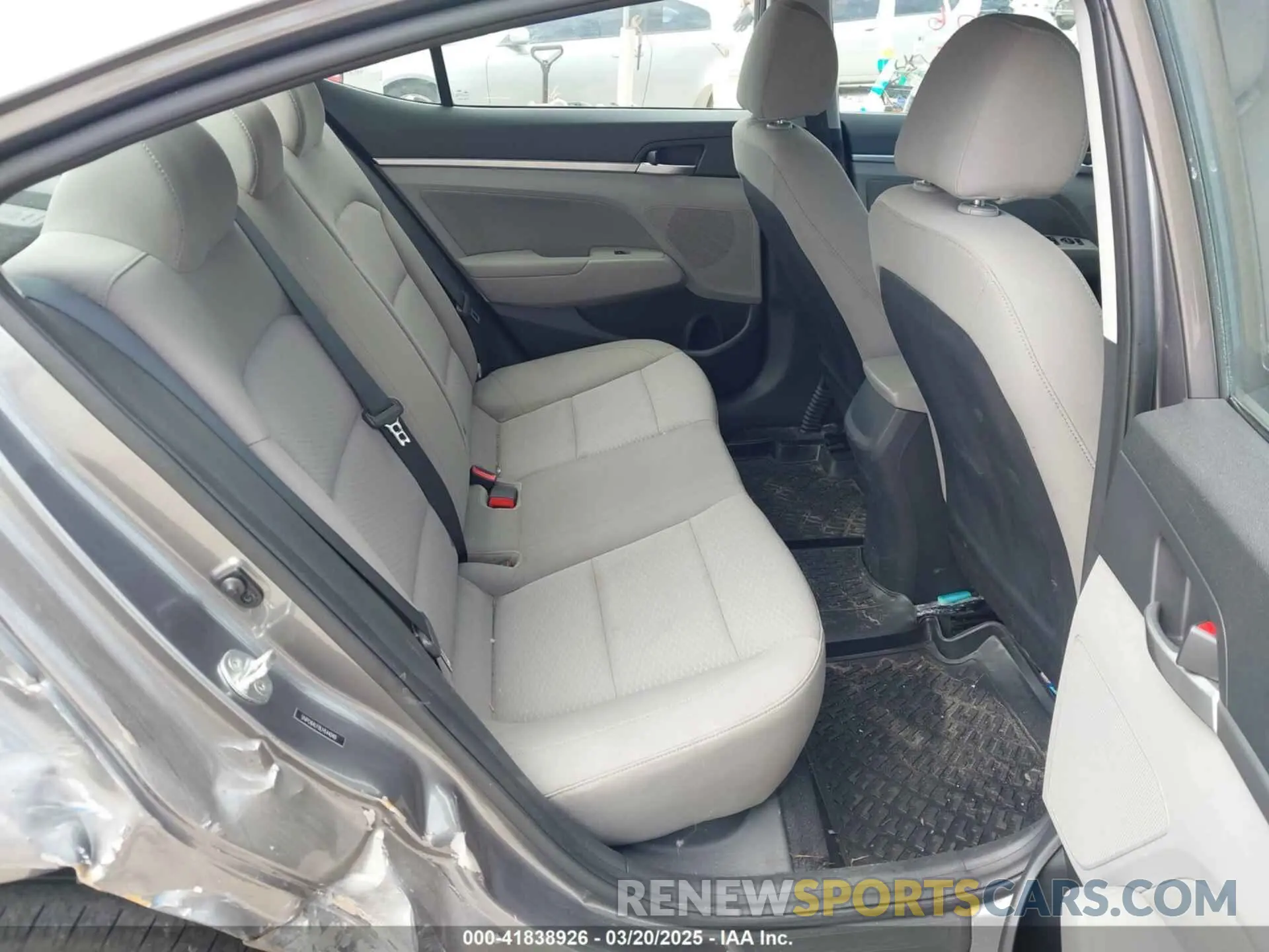 8 Photograph of a damaged car 5NPD84LF0LH544040 HYUNDAI ELANTRA 2020