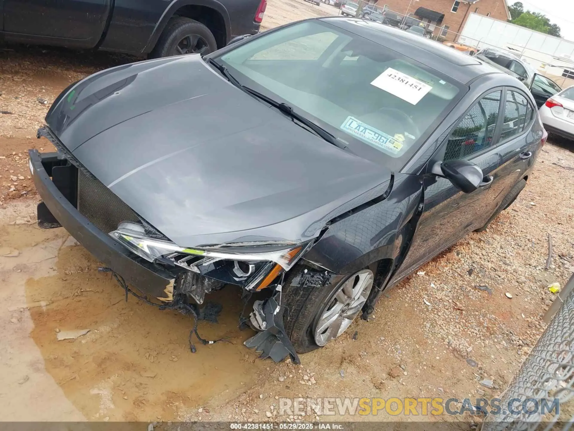 2 Photograph of a damaged car 5NPD84LF0LH557192 HYUNDAI ELANTRA 2020