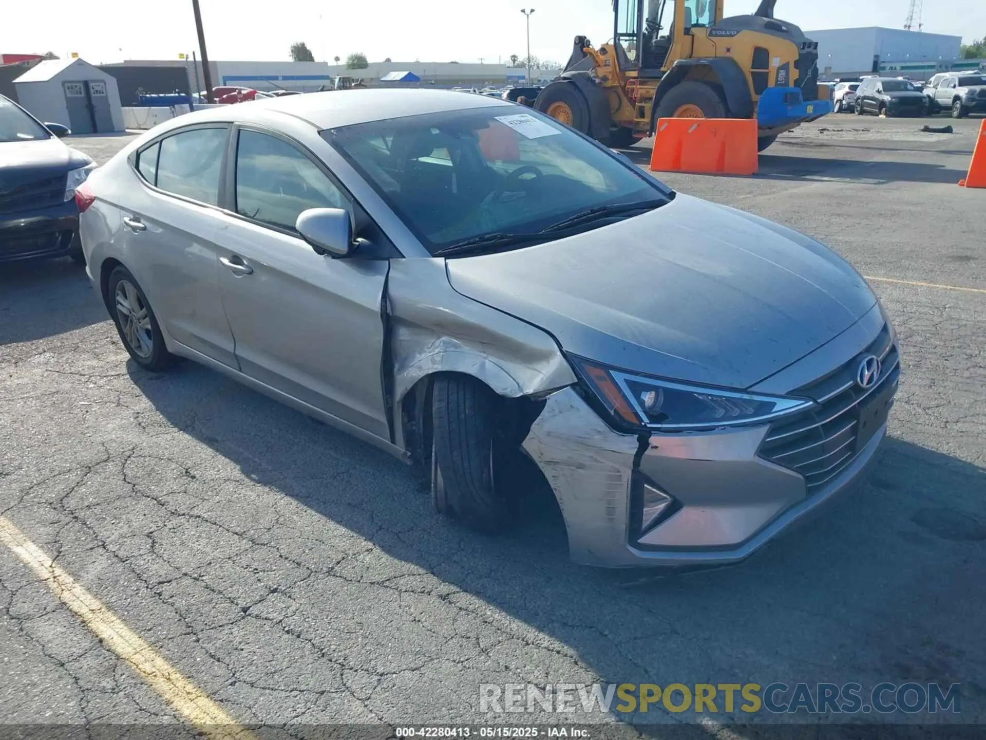 1 Photograph of a damaged car 5NPD84LF0LH562957 HYUNDAI ELANTRA 2020