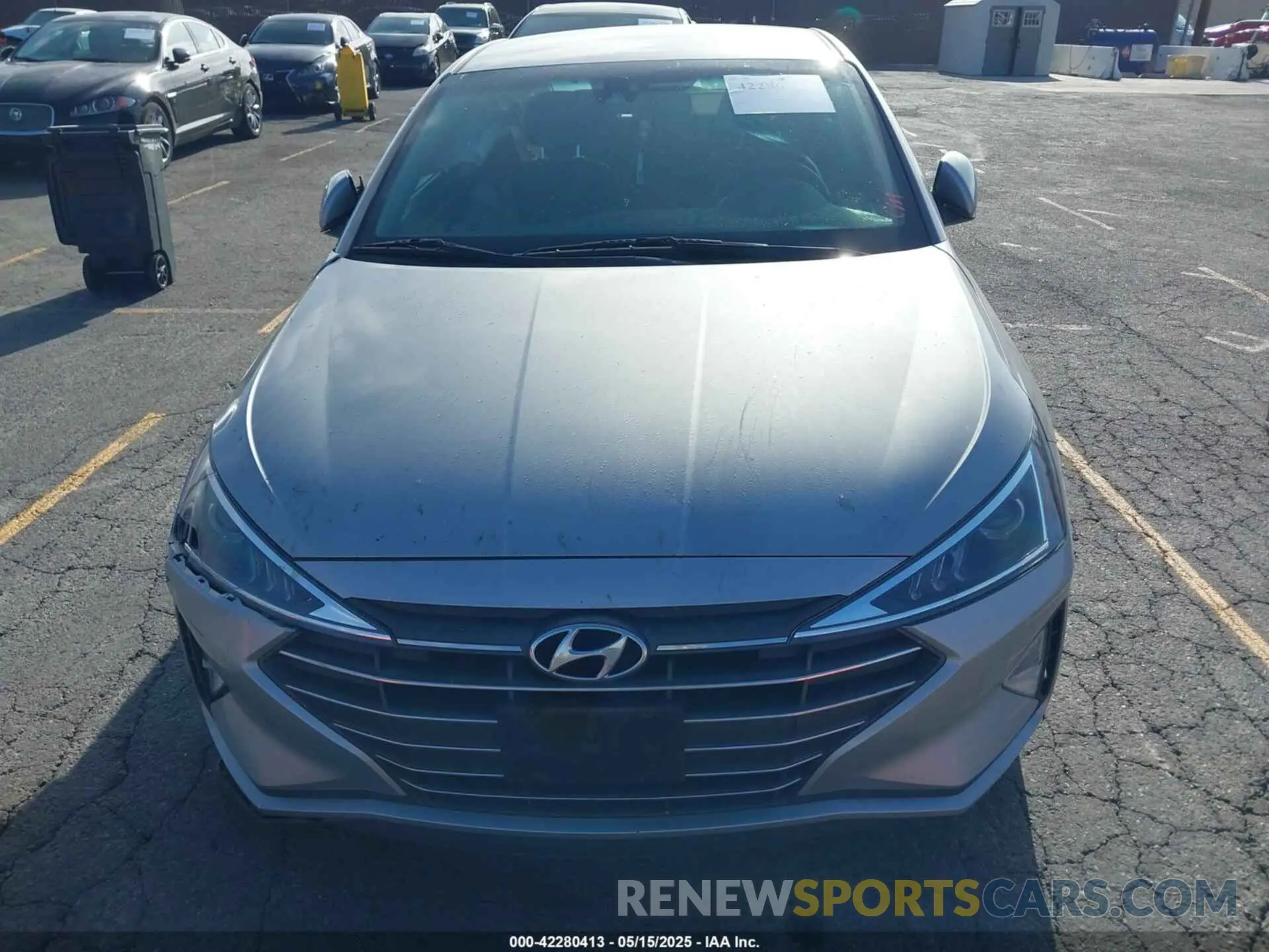 12 Photograph of a damaged car 5NPD84LF0LH562957 HYUNDAI ELANTRA 2020