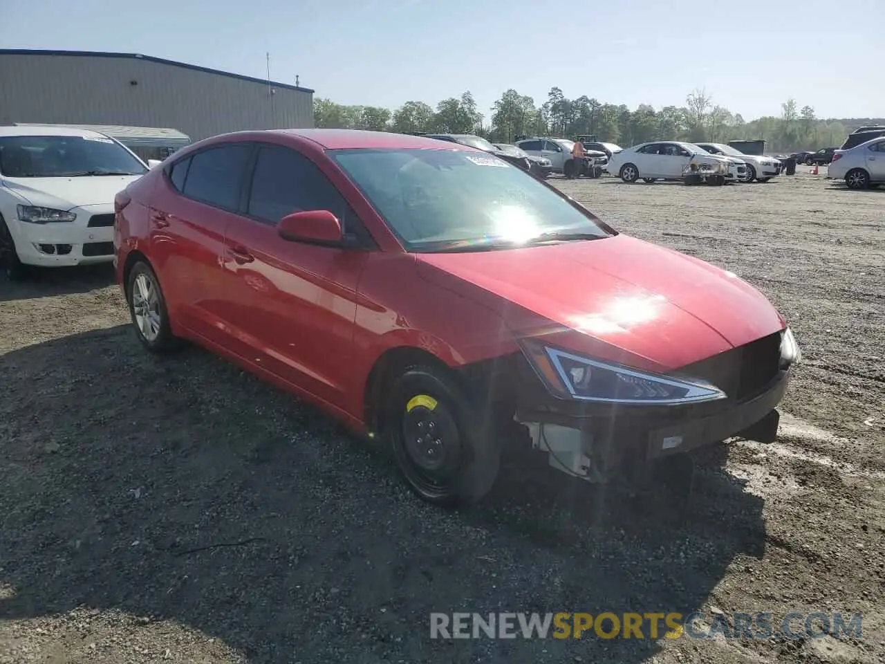 4 Photograph of a damaged car 5NPD84LF0LH566197 HYUNDAI ELANTRA 2020