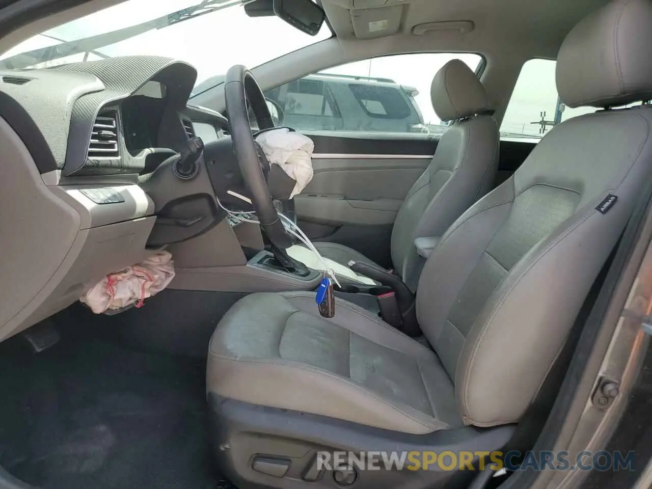 7 Photograph of a damaged car 5NPD84LF0LH577006 HYUNDAI ELANTRA 2020