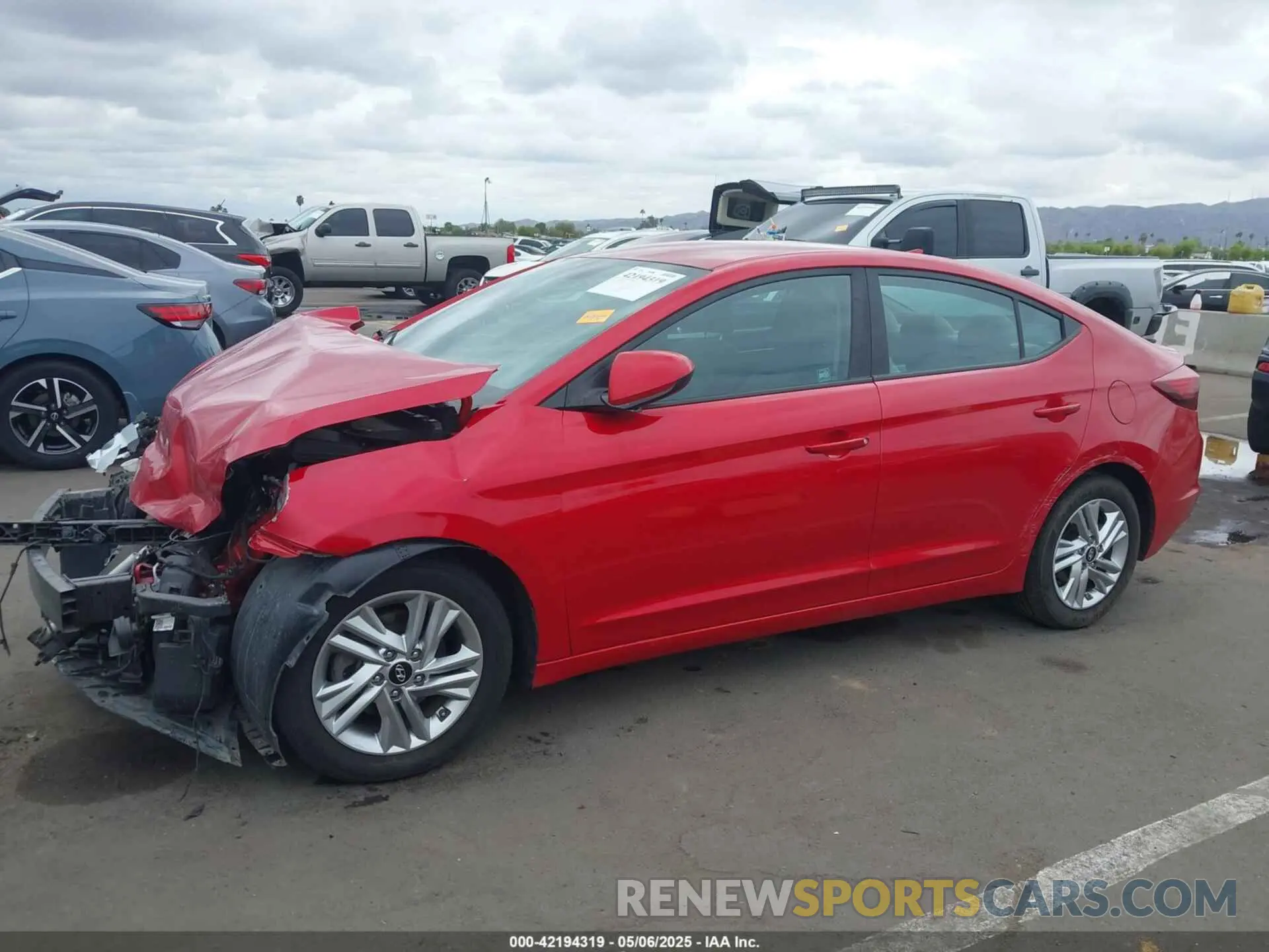 2 Photograph of a damaged car 5NPD84LF0LH577975 HYUNDAI ELANTRA 2020