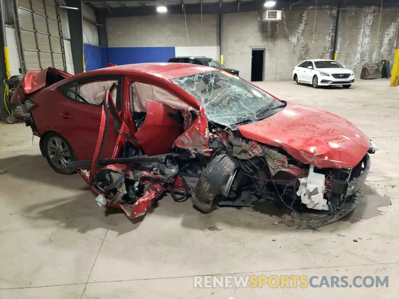 4 Photograph of a damaged car 5NPD84LF0LH579581 HYUNDAI ELANTRA 2020