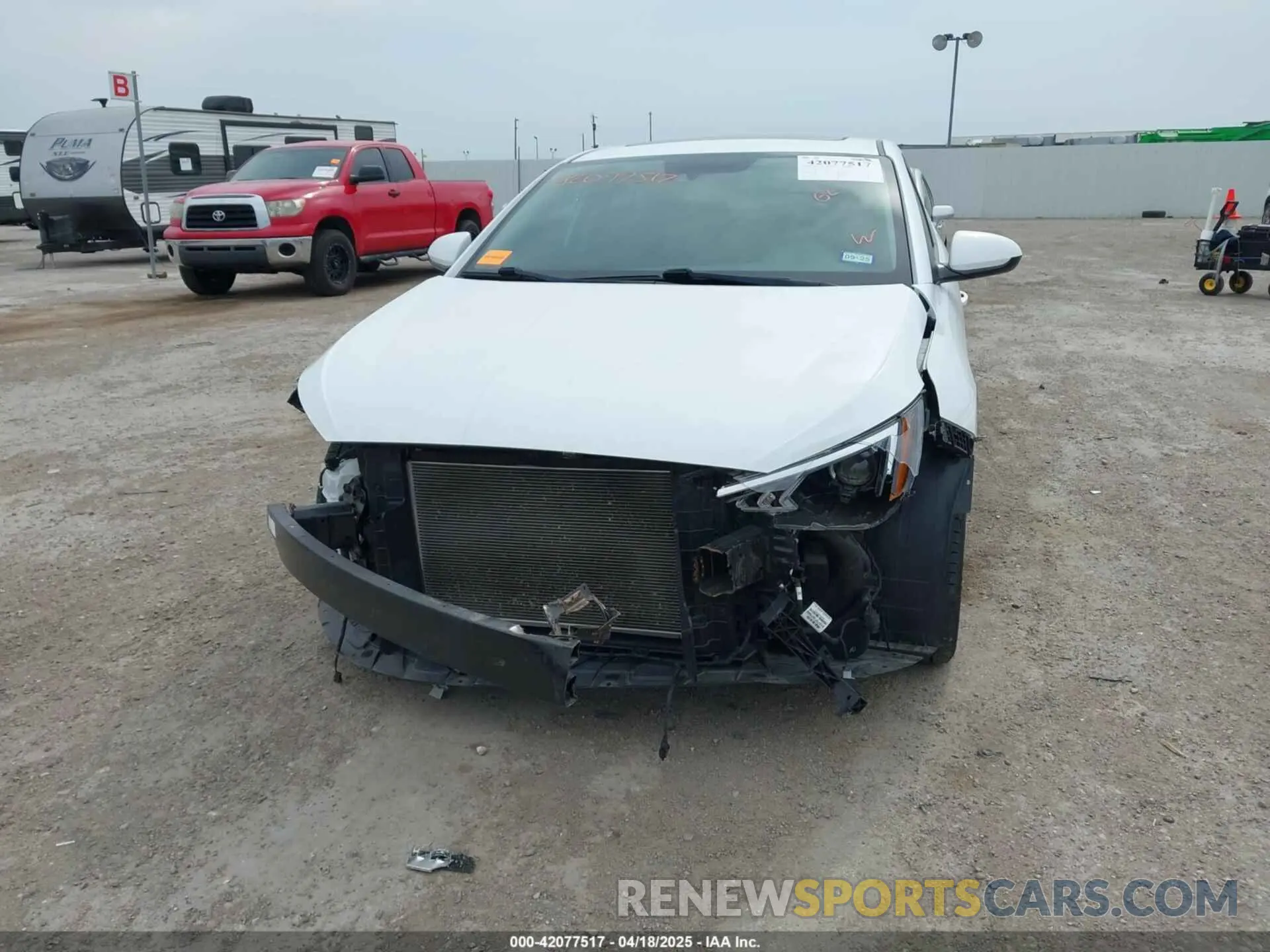 6 Photograph of a damaged car 5NPD84LF0LH603121 HYUNDAI ELANTRA 2020