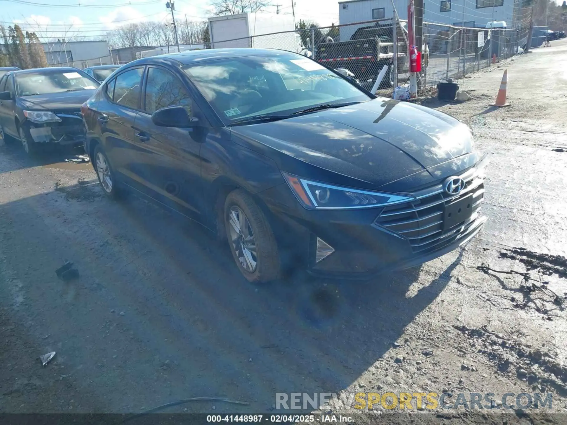1 Photograph of a damaged car 5NPD84LF0LH627239 HYUNDAI ELANTRA 2020