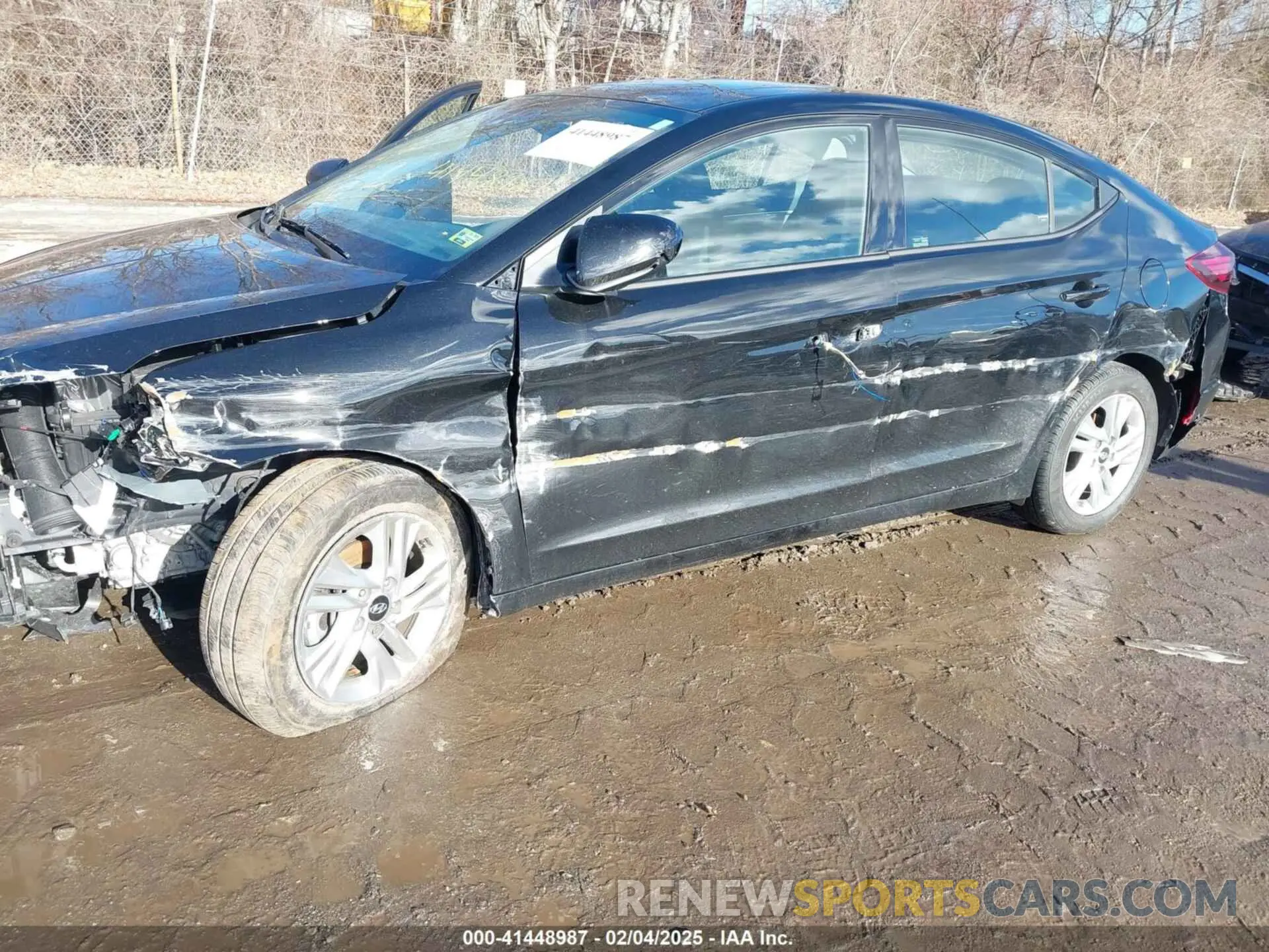 17 Photograph of a damaged car 5NPD84LF0LH627239 HYUNDAI ELANTRA 2020