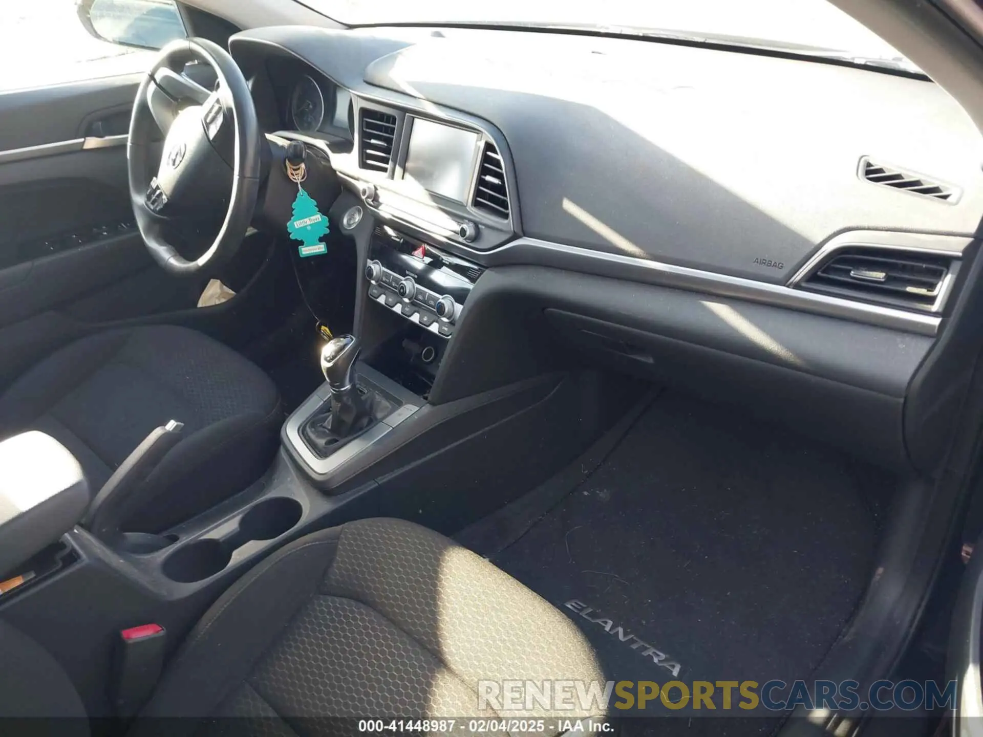 5 Photograph of a damaged car 5NPD84LF0LH627239 HYUNDAI ELANTRA 2020