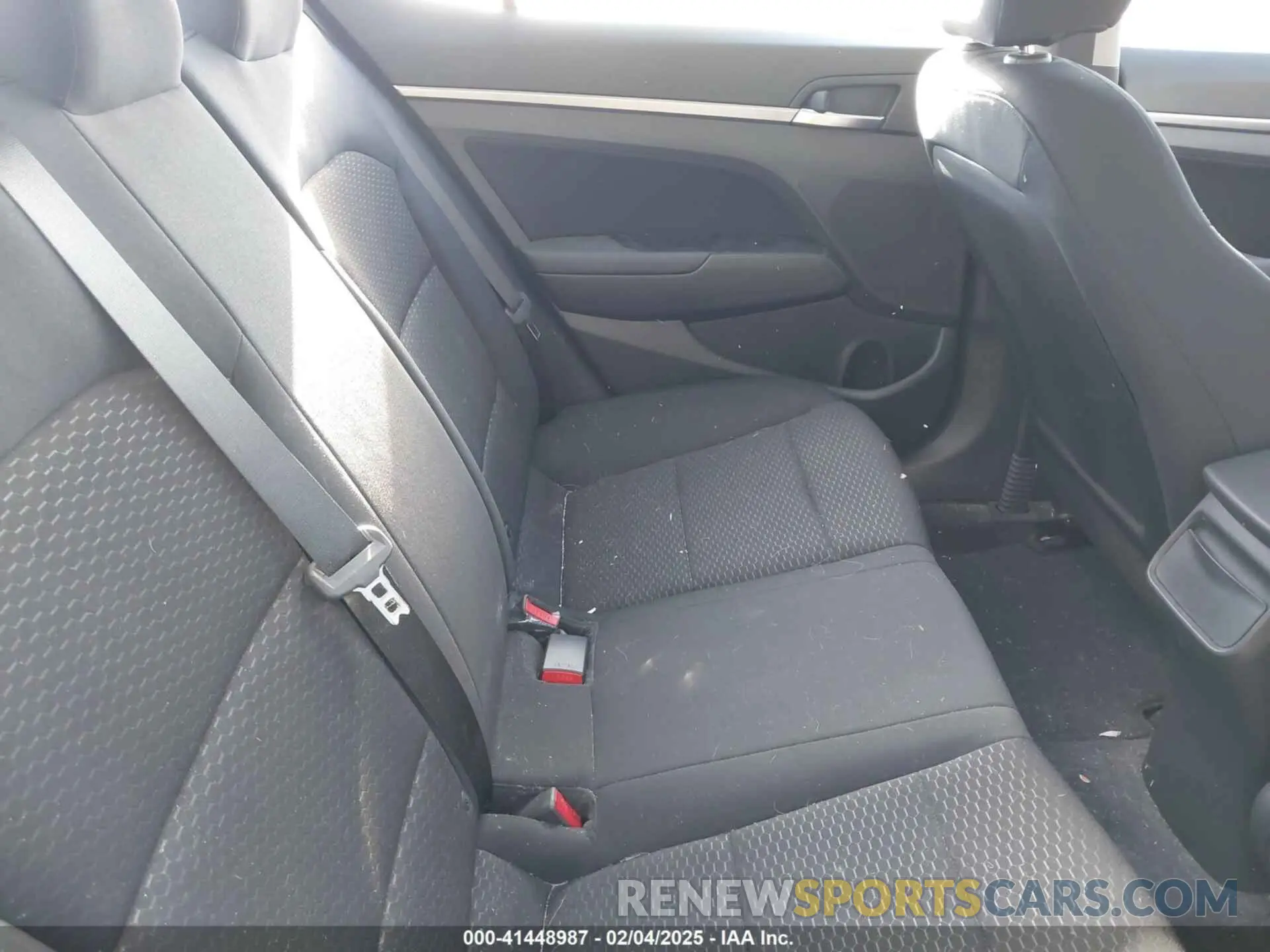 8 Photograph of a damaged car 5NPD84LF0LH627239 HYUNDAI ELANTRA 2020