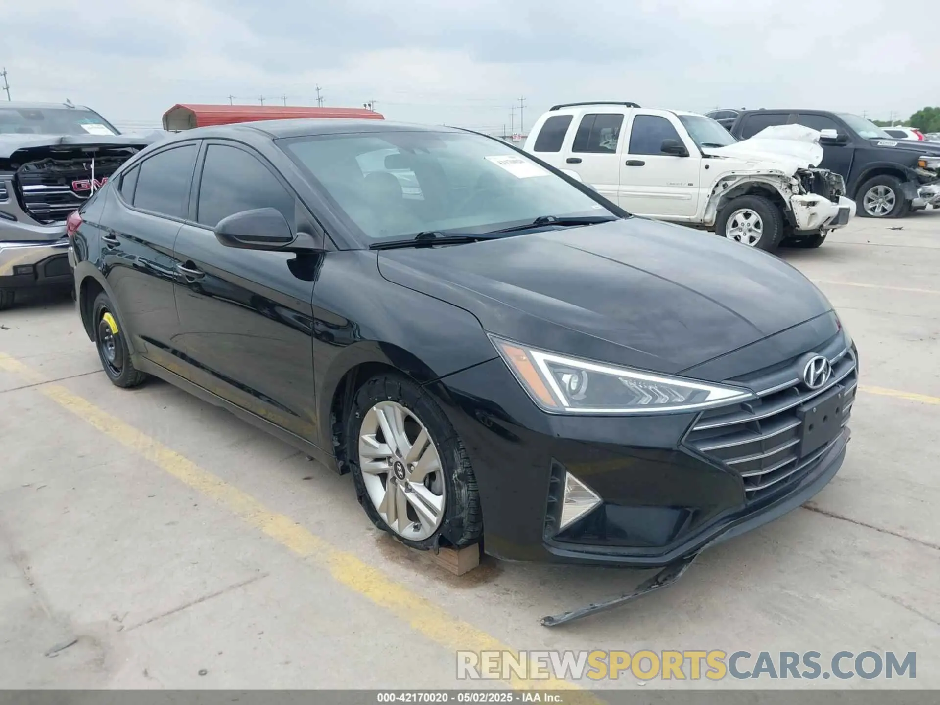 1 Photograph of a damaged car 5NPD84LF1LH508261 HYUNDAI ELANTRA 2020