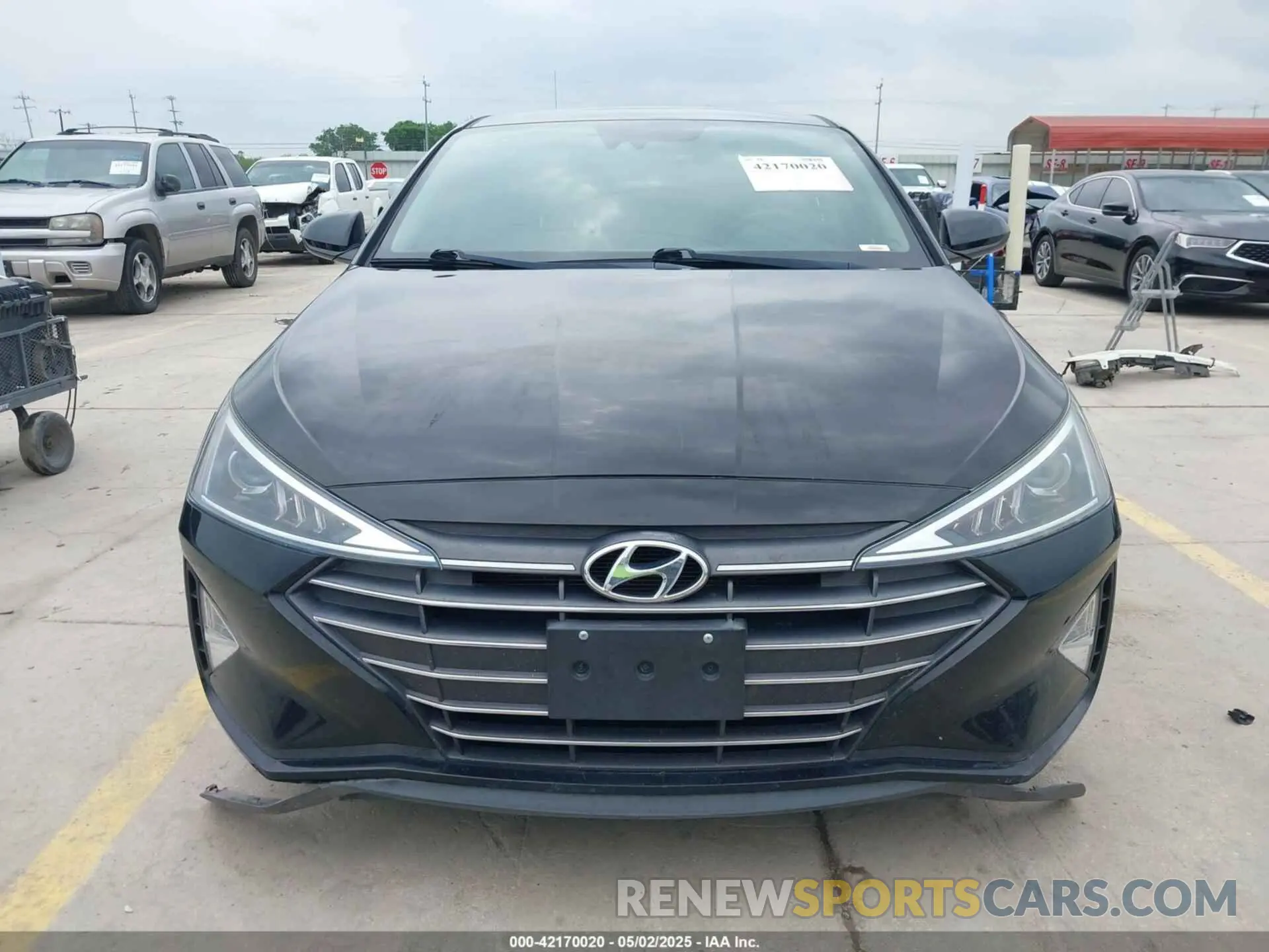 13 Photograph of a damaged car 5NPD84LF1LH508261 HYUNDAI ELANTRA 2020