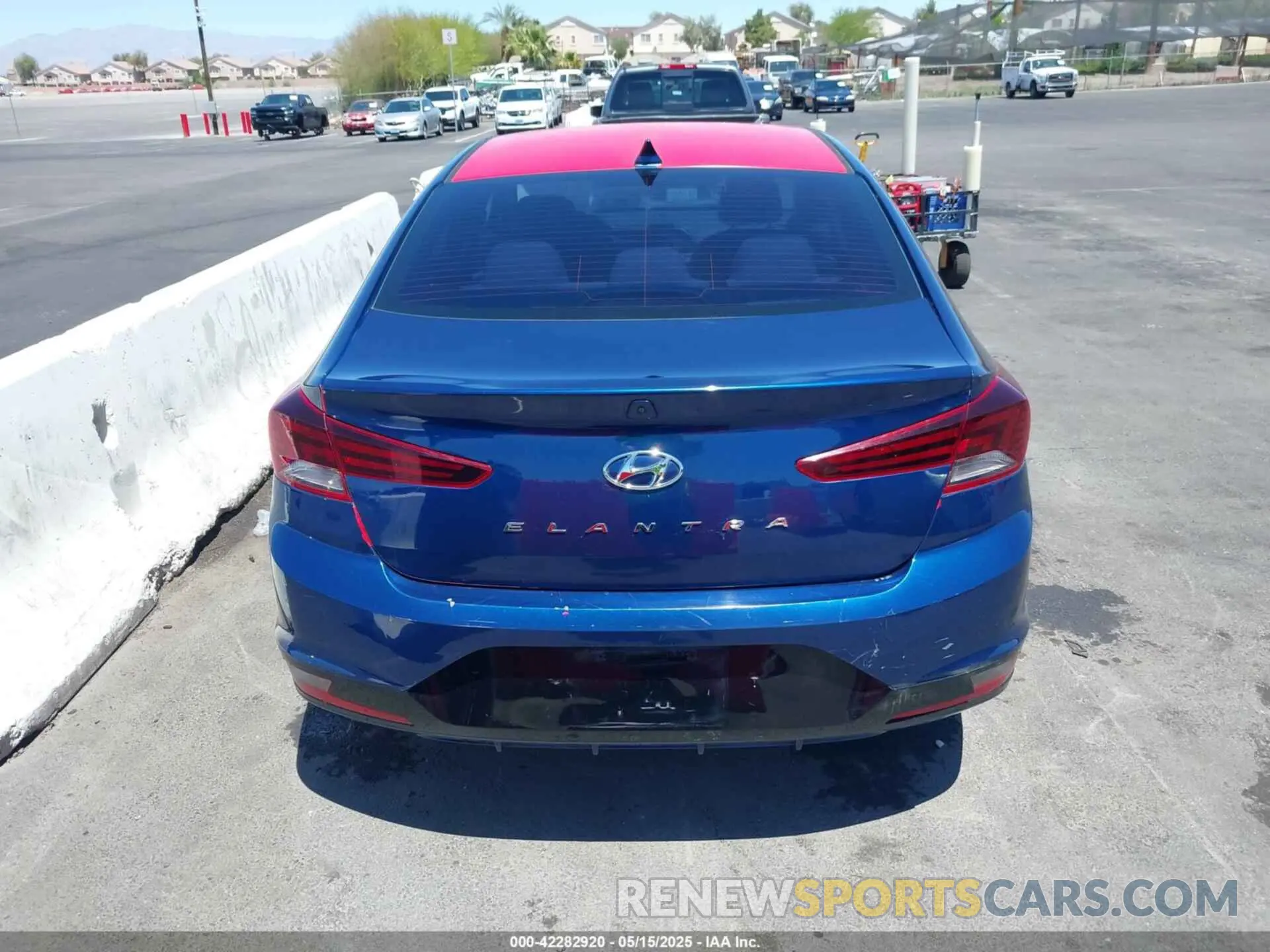 15 Photograph of a damaged car 5NPD84LF1LH511144 HYUNDAI ELANTRA 2020