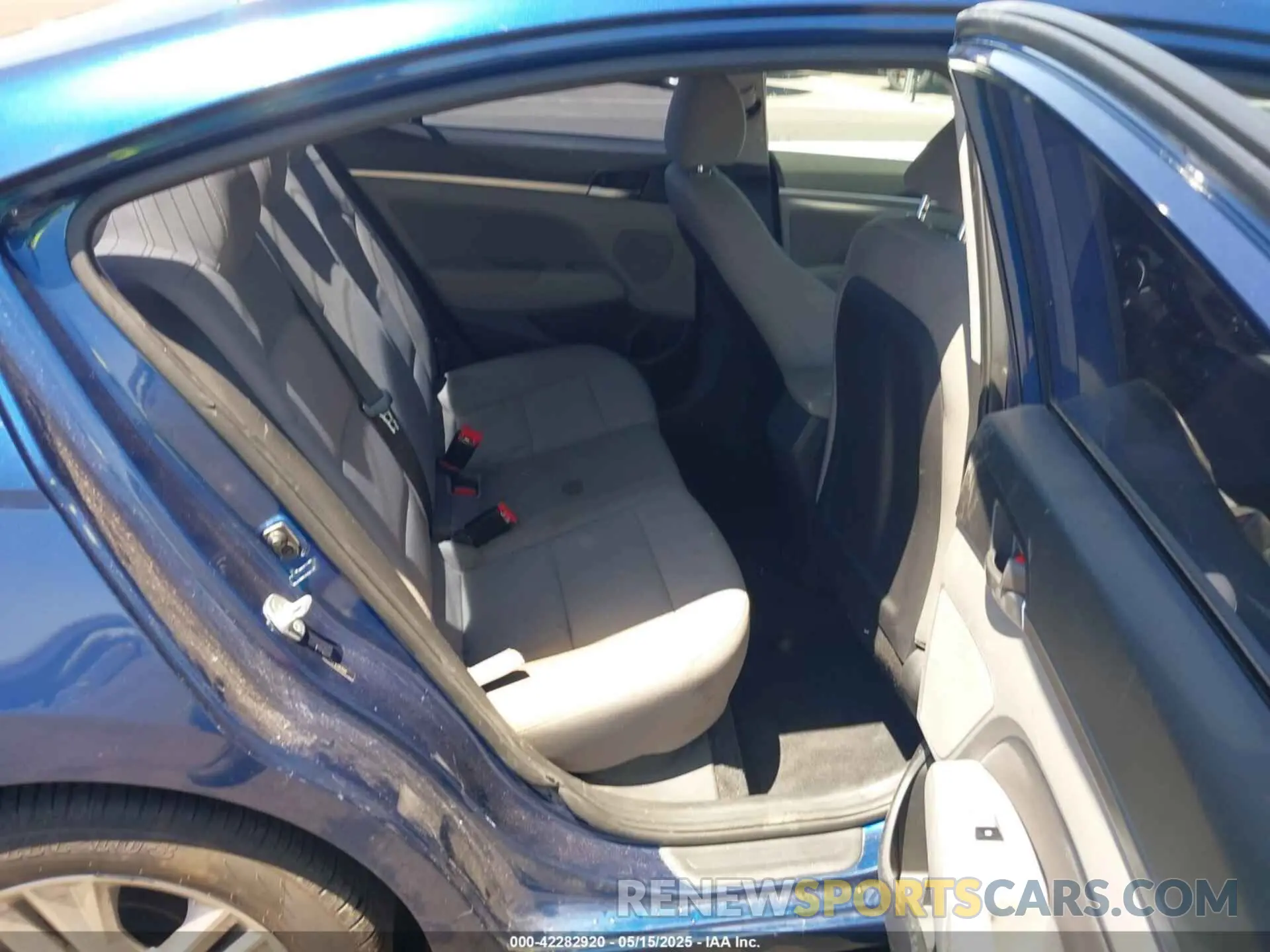 8 Photograph of a damaged car 5NPD84LF1LH511144 HYUNDAI ELANTRA 2020