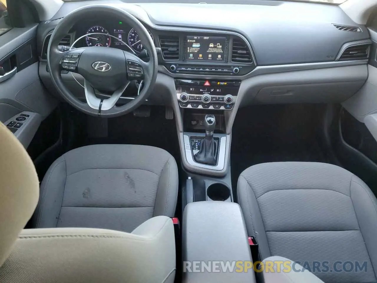 8 Photograph of a damaged car 5NPD84LF1LH511726 HYUNDAI ELANTRA 2020