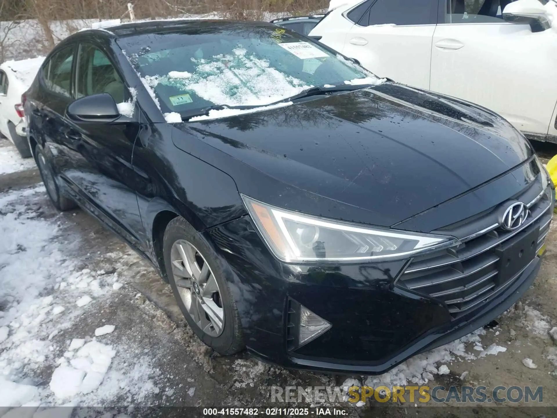 1 Photograph of a damaged car 5NPD84LF1LH511743 HYUNDAI ELANTRA 2020