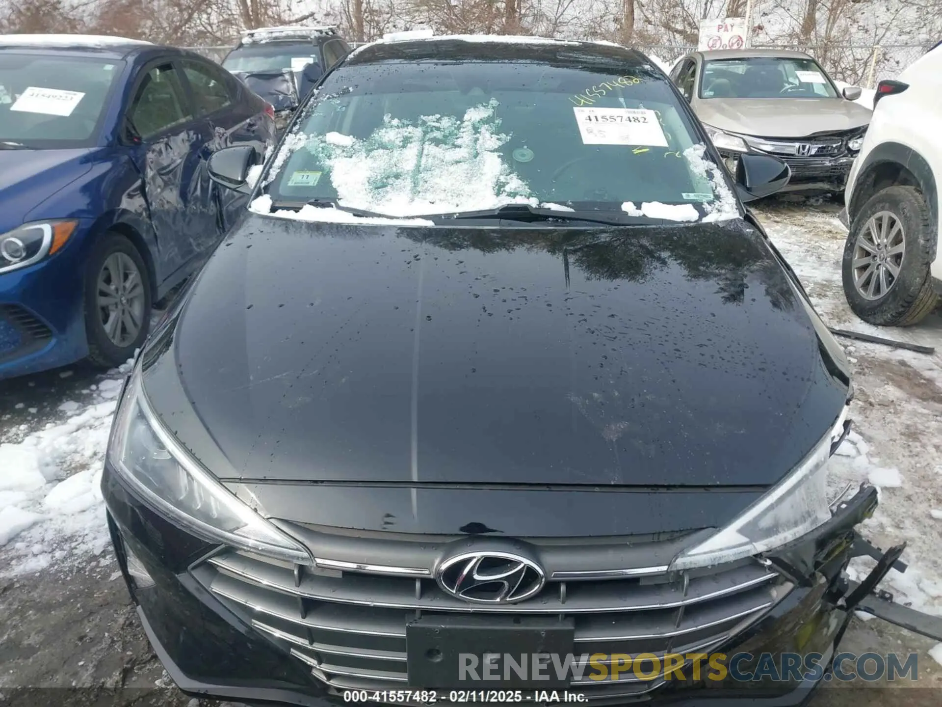 11 Photograph of a damaged car 5NPD84LF1LH511743 HYUNDAI ELANTRA 2020