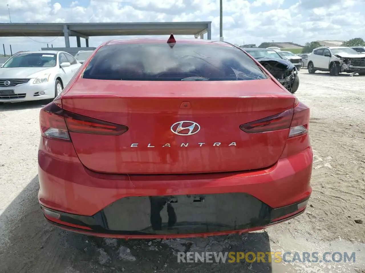 6 Photograph of a damaged car 5NPD84LF1LH514027 HYUNDAI ELANTRA 2020