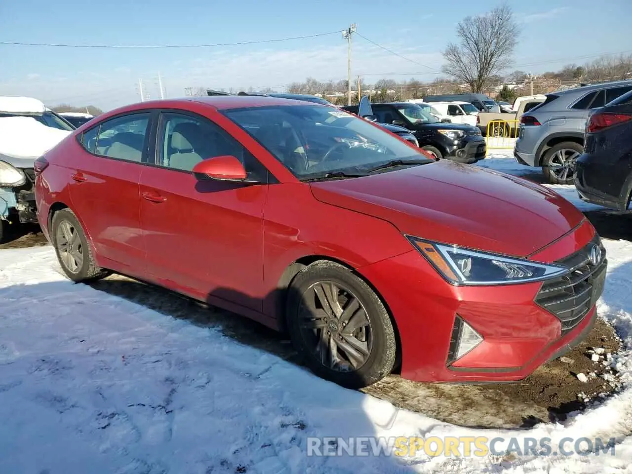 4 Photograph of a damaged car 5NPD84LF1LH523942 HYUNDAI ELANTRA 2020
