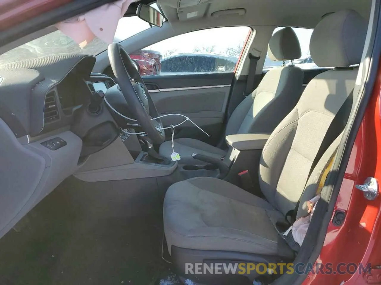 7 Photograph of a damaged car 5NPD84LF1LH523942 HYUNDAI ELANTRA 2020