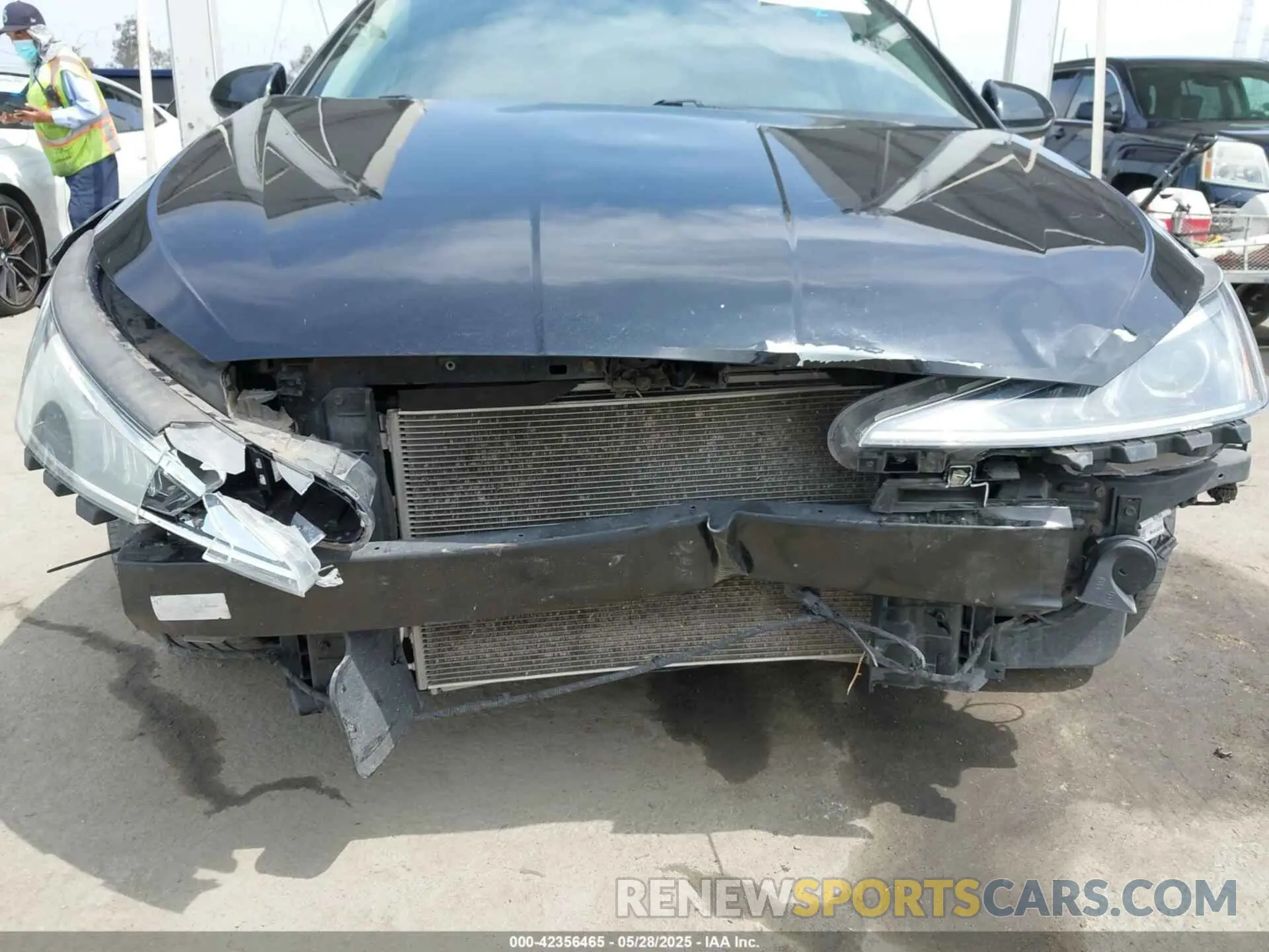 6 Photograph of a damaged car 5NPD84LF1LH524931 HYUNDAI ELANTRA 2020