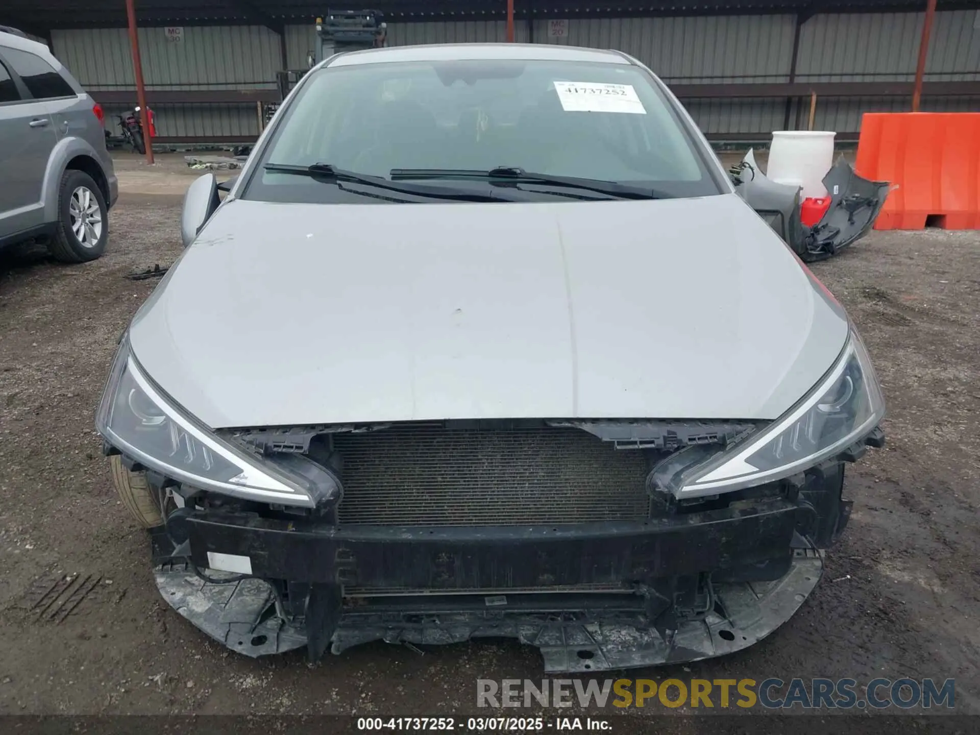 12 Photograph of a damaged car 5NPD84LF1LH567004 HYUNDAI ELANTRA 2020