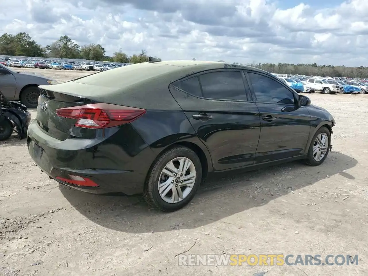 3 Photograph of a damaged car 5NPD84LF1LH567973 HYUNDAI ELANTRA 2020