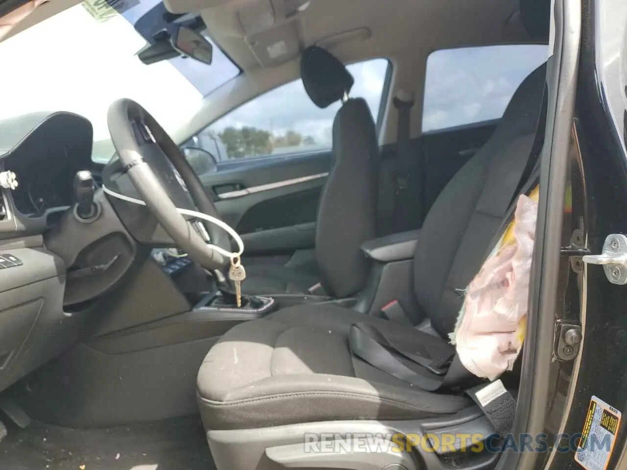 7 Photograph of a damaged car 5NPD84LF1LH567973 HYUNDAI ELANTRA 2020
