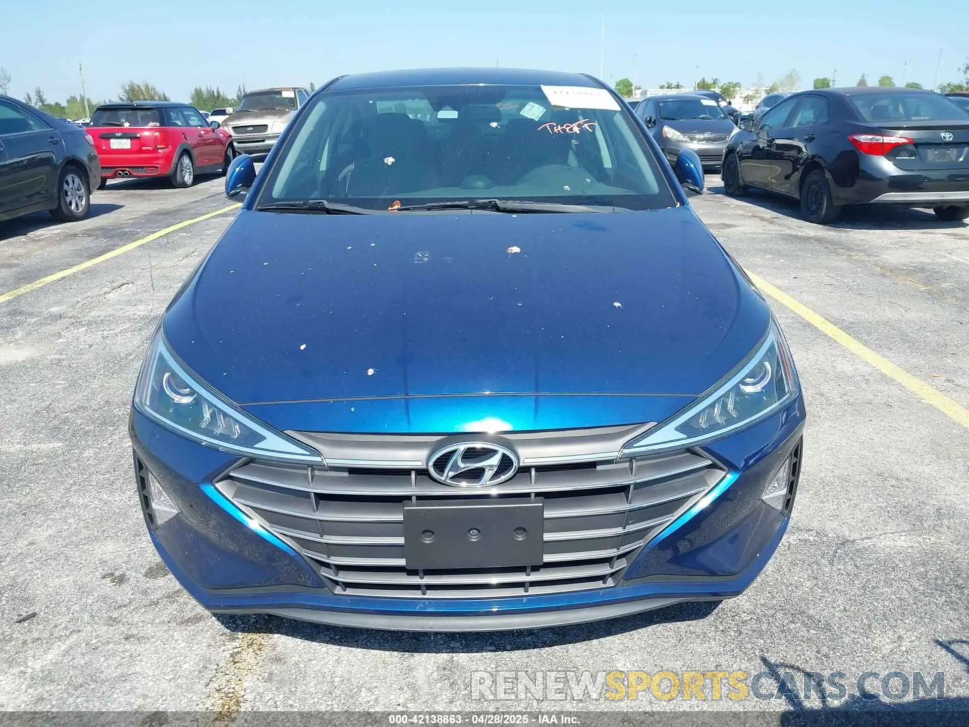 6 Photograph of a damaged car 5NPD84LF1LH570792 HYUNDAI ELANTRA 2020