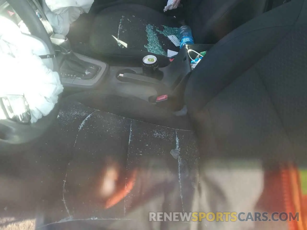 8 Photograph of a damaged car 5NPD84LF1LH581288 HYUNDAI ELANTRA 2020