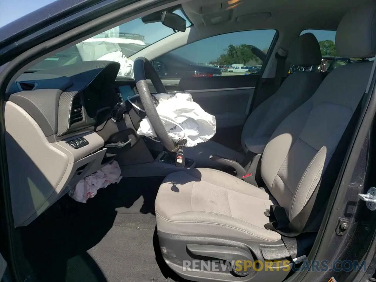 7 Photograph of a damaged car 5NPD84LF1LH595241 HYUNDAI ELANTRA 2020