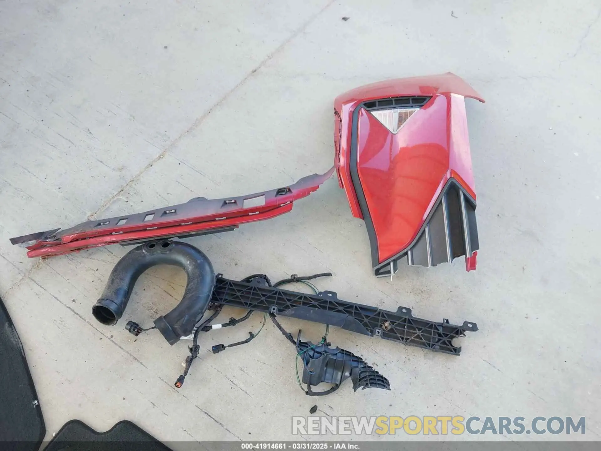 12 Photograph of a damaged car 5NPD84LF1LH596485 HYUNDAI ELANTRA 2020