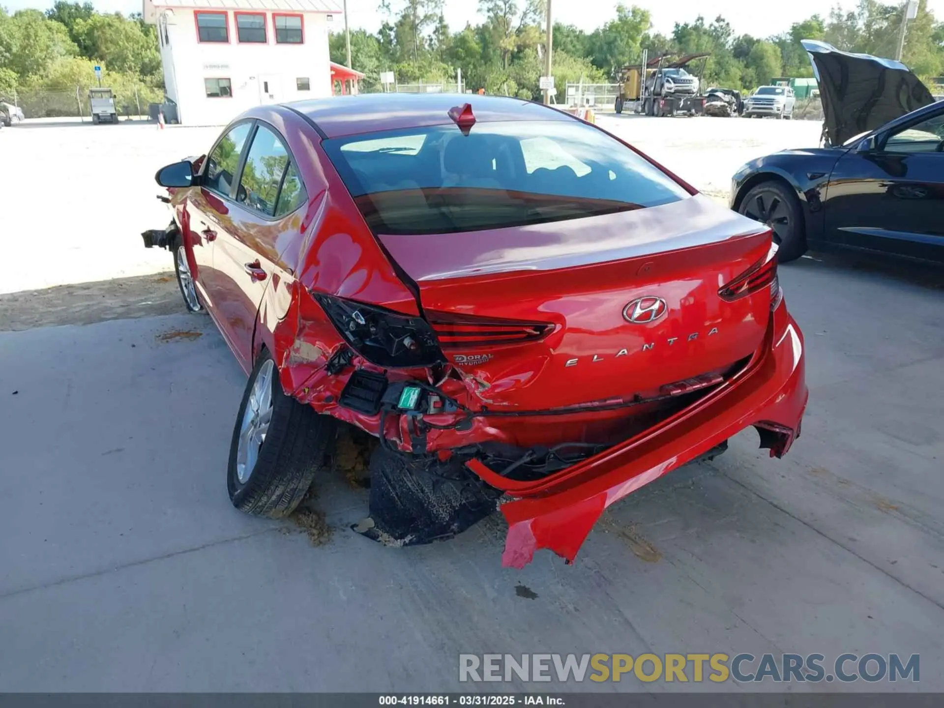 3 Photograph of a damaged car 5NPD84LF1LH596485 HYUNDAI ELANTRA 2020