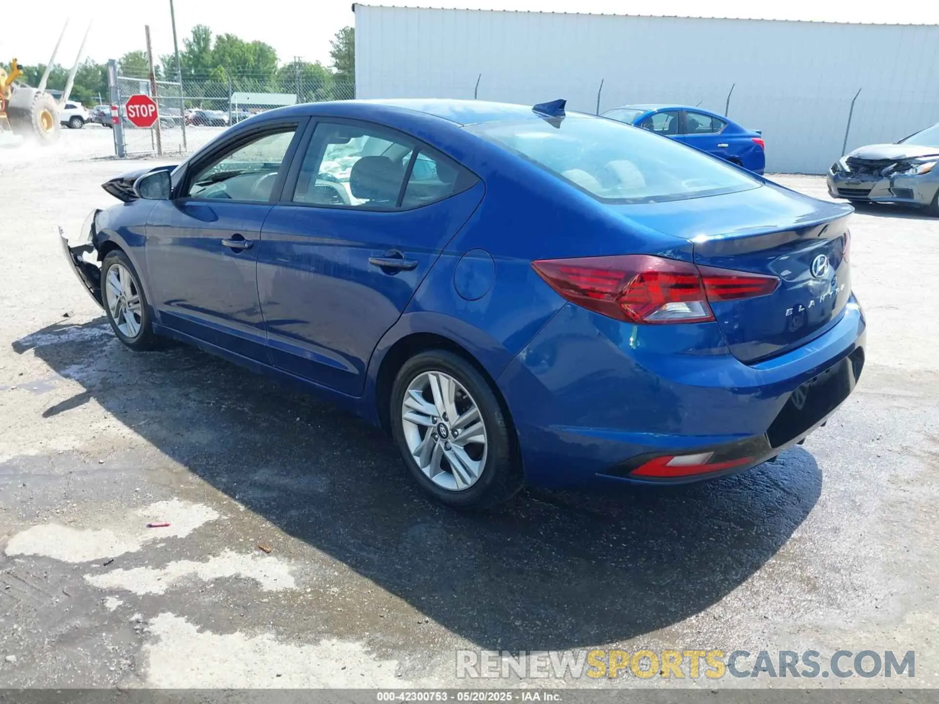 3 Photograph of a damaged car 5NPD84LF1LH596650 HYUNDAI ELANTRA 2020