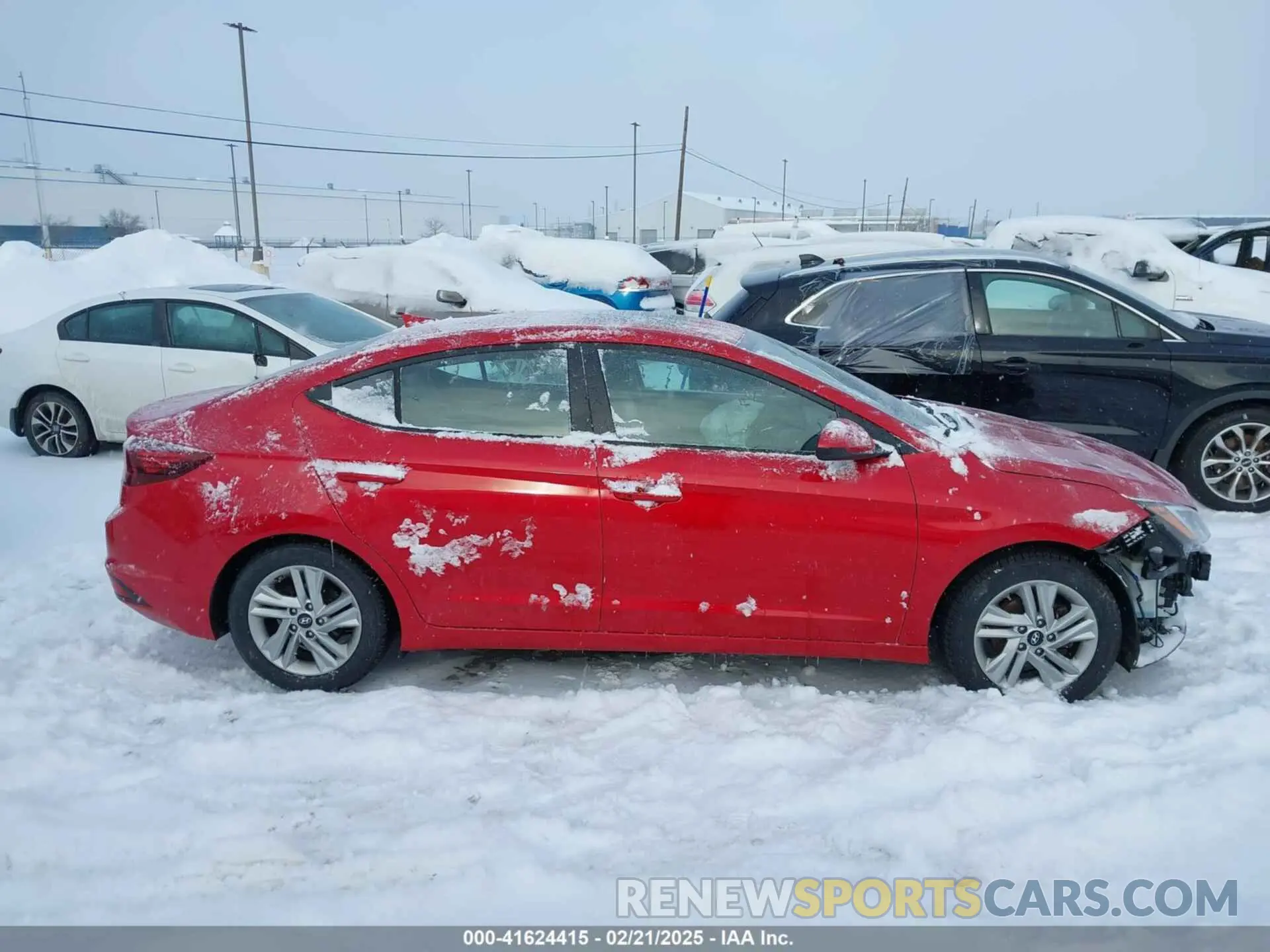13 Photograph of a damaged car 5NPD84LF1LH606853 HYUNDAI ELANTRA 2020