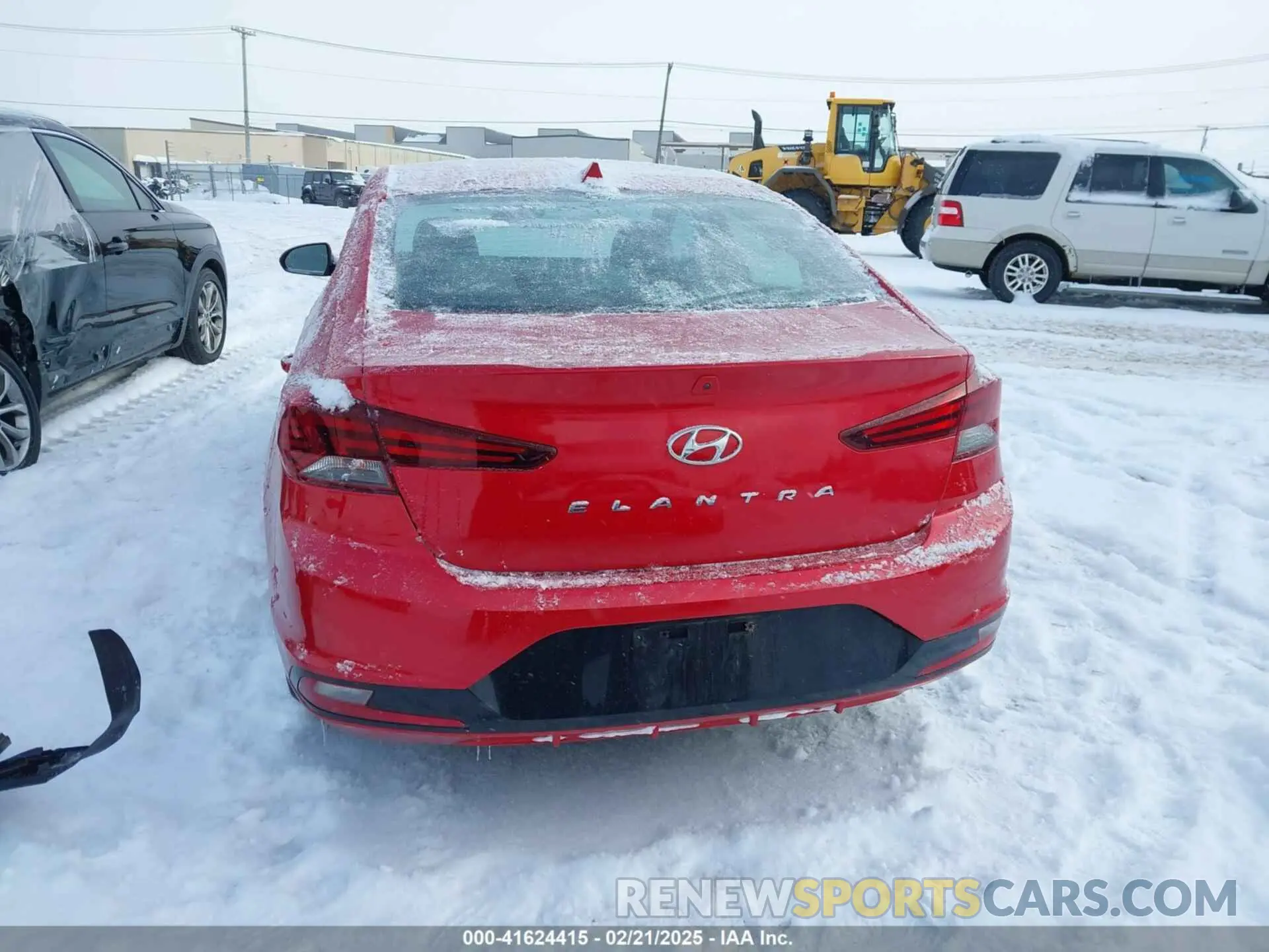 16 Photograph of a damaged car 5NPD84LF1LH606853 HYUNDAI ELANTRA 2020