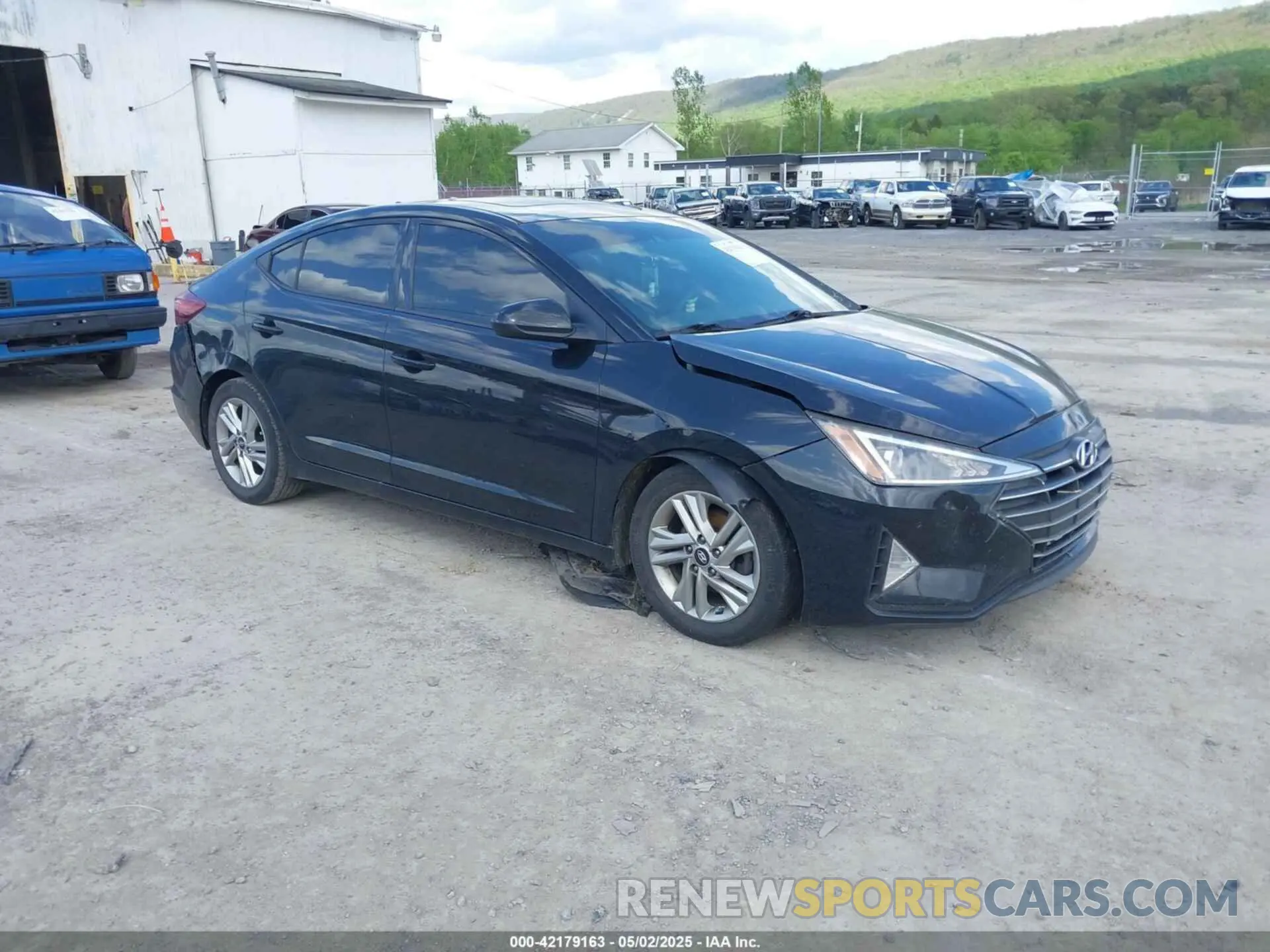 1 Photograph of a damaged car 5NPD84LF1LH624348 HYUNDAI ELANTRA 2020