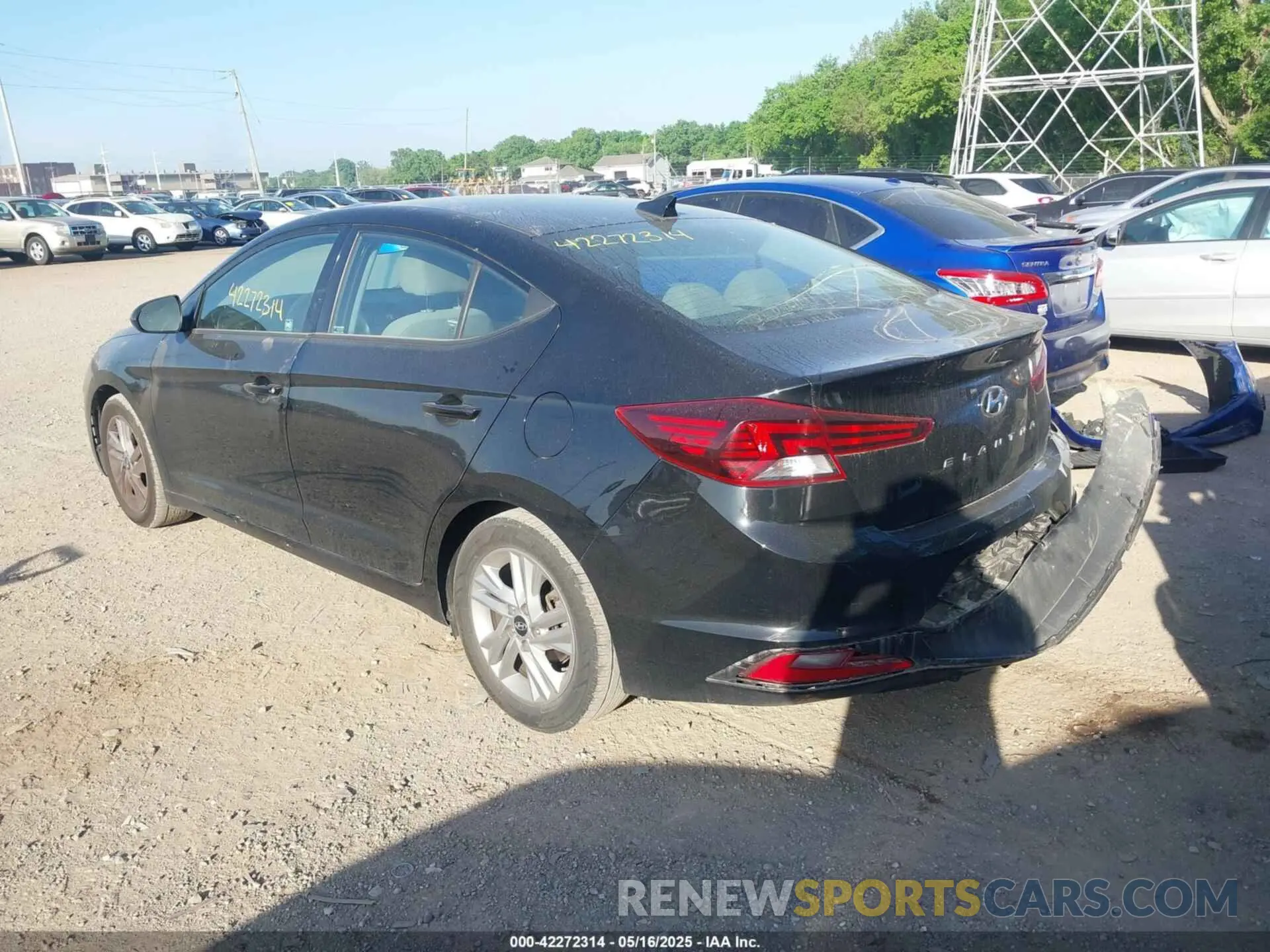 3 Photograph of a damaged car 5NPD84LF1LH624740 HYUNDAI ELANTRA 2020