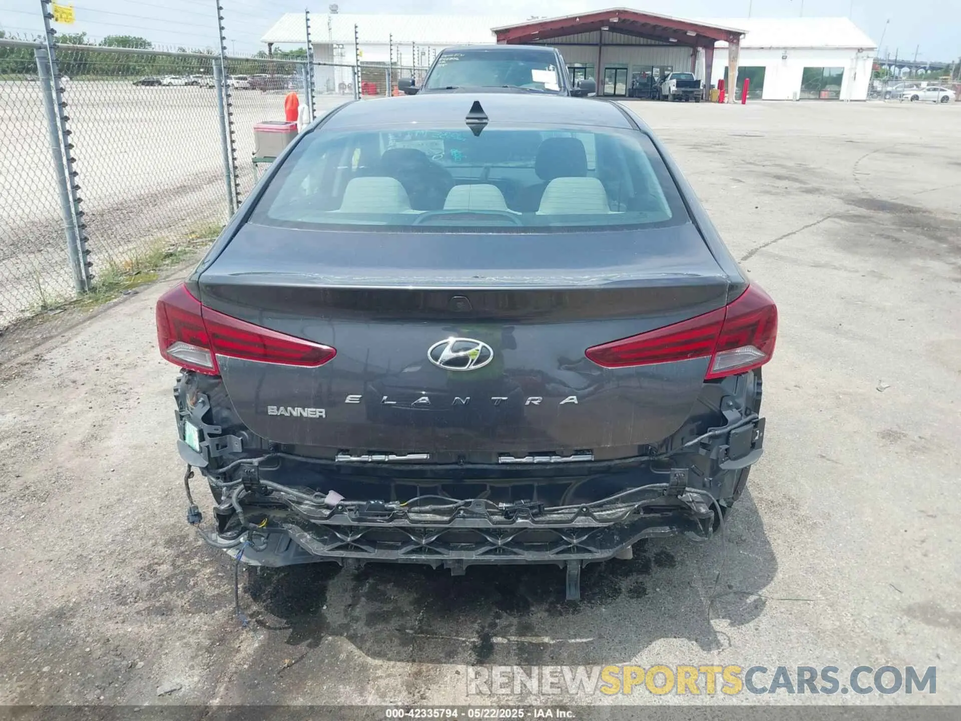 16 Photograph of a damaged car 5NPD84LF1LH625614 HYUNDAI ELANTRA 2020