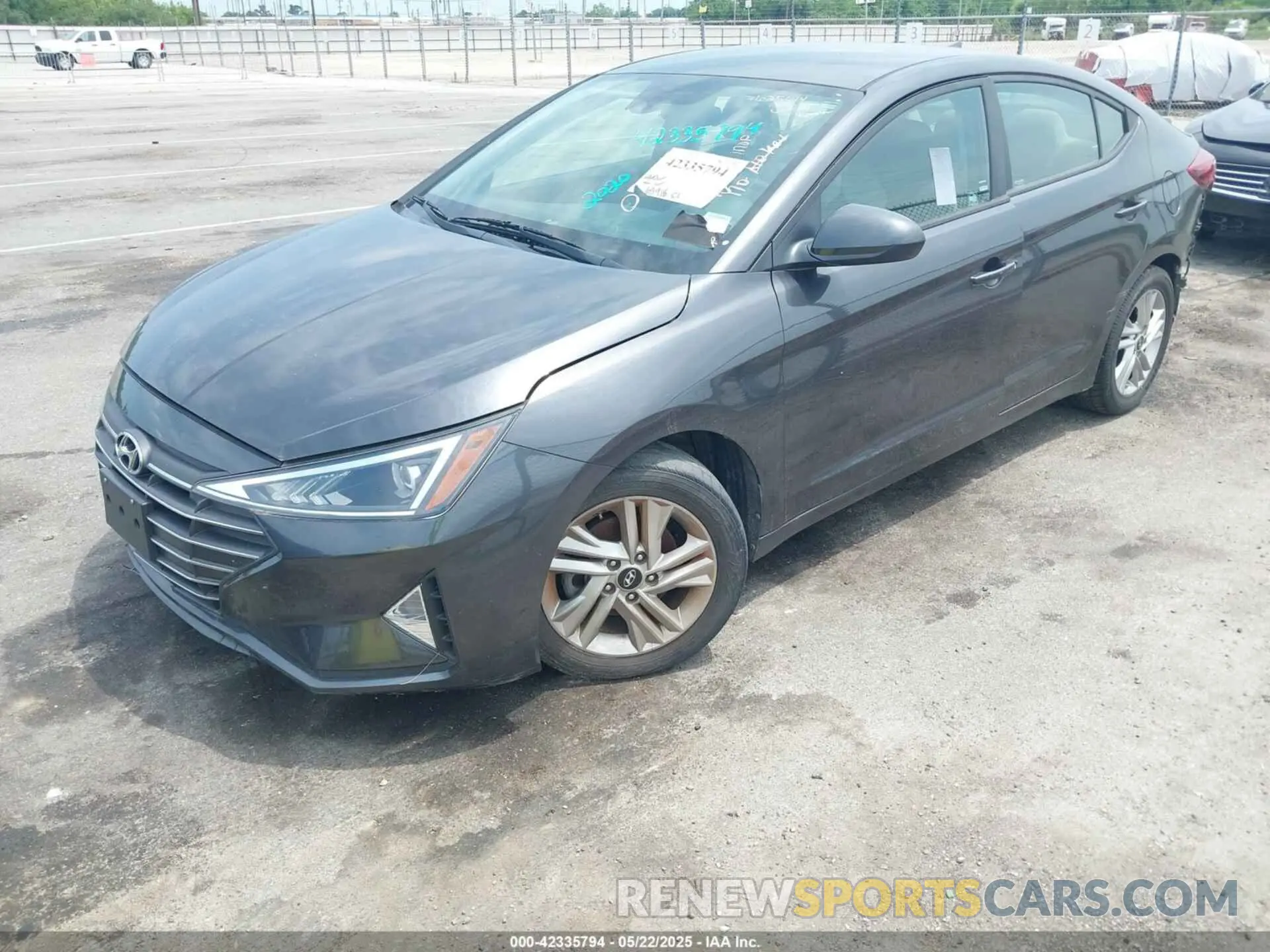 2 Photograph of a damaged car 5NPD84LF1LH625614 HYUNDAI ELANTRA 2020