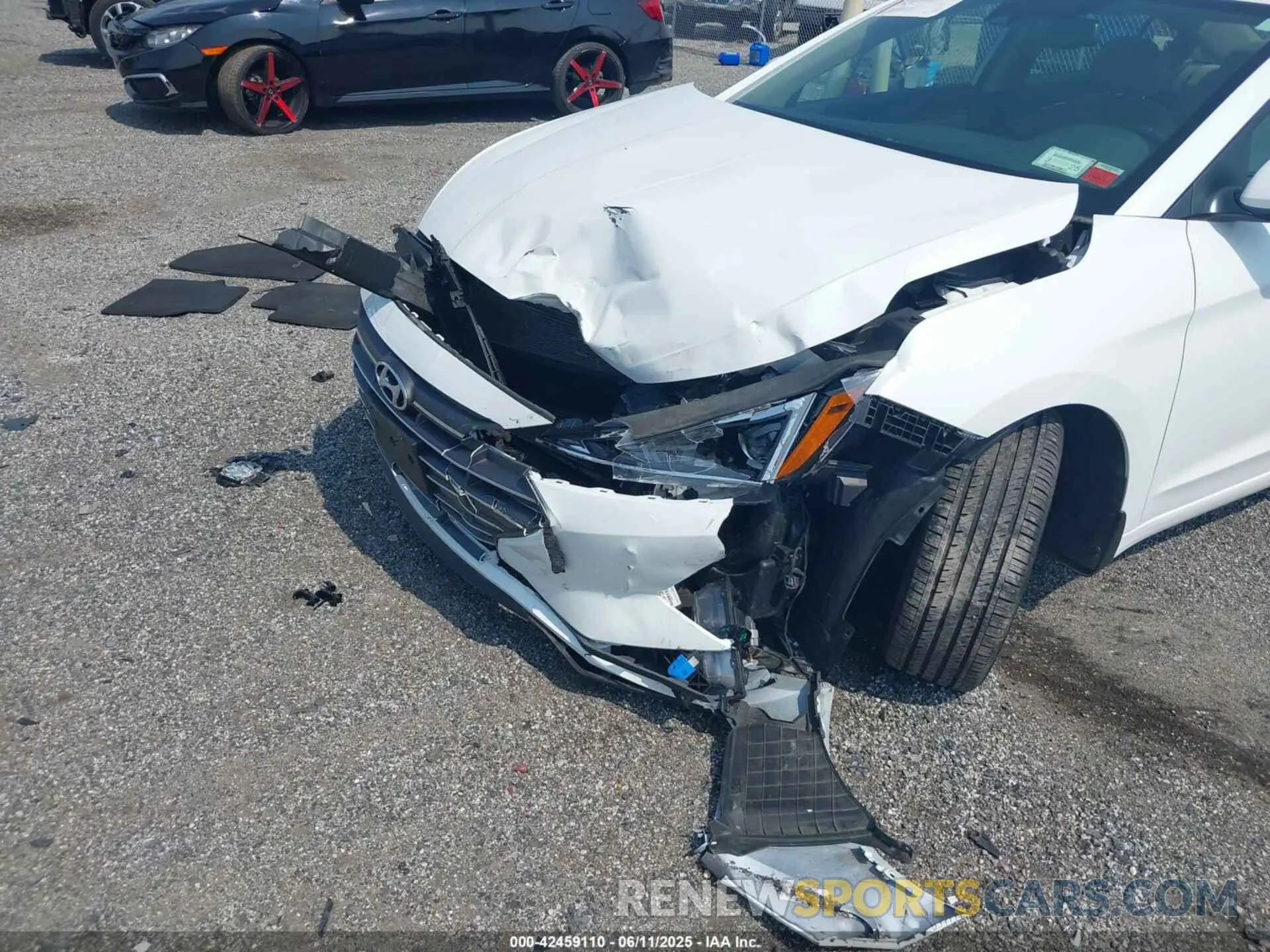 6 Photograph of a damaged car 5NPD84LF1LH632885 HYUNDAI ELANTRA 2020
